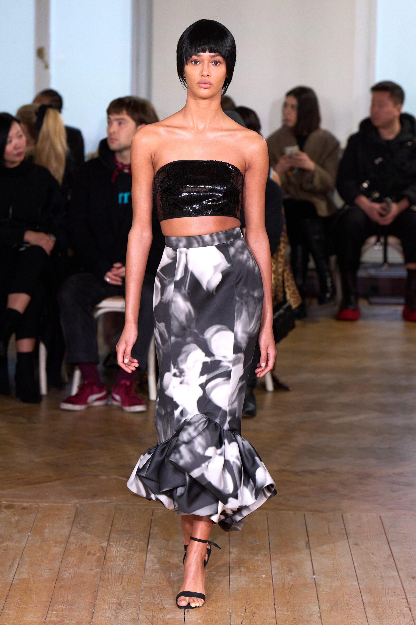 Huishan Zhang F/W 22 Look 7