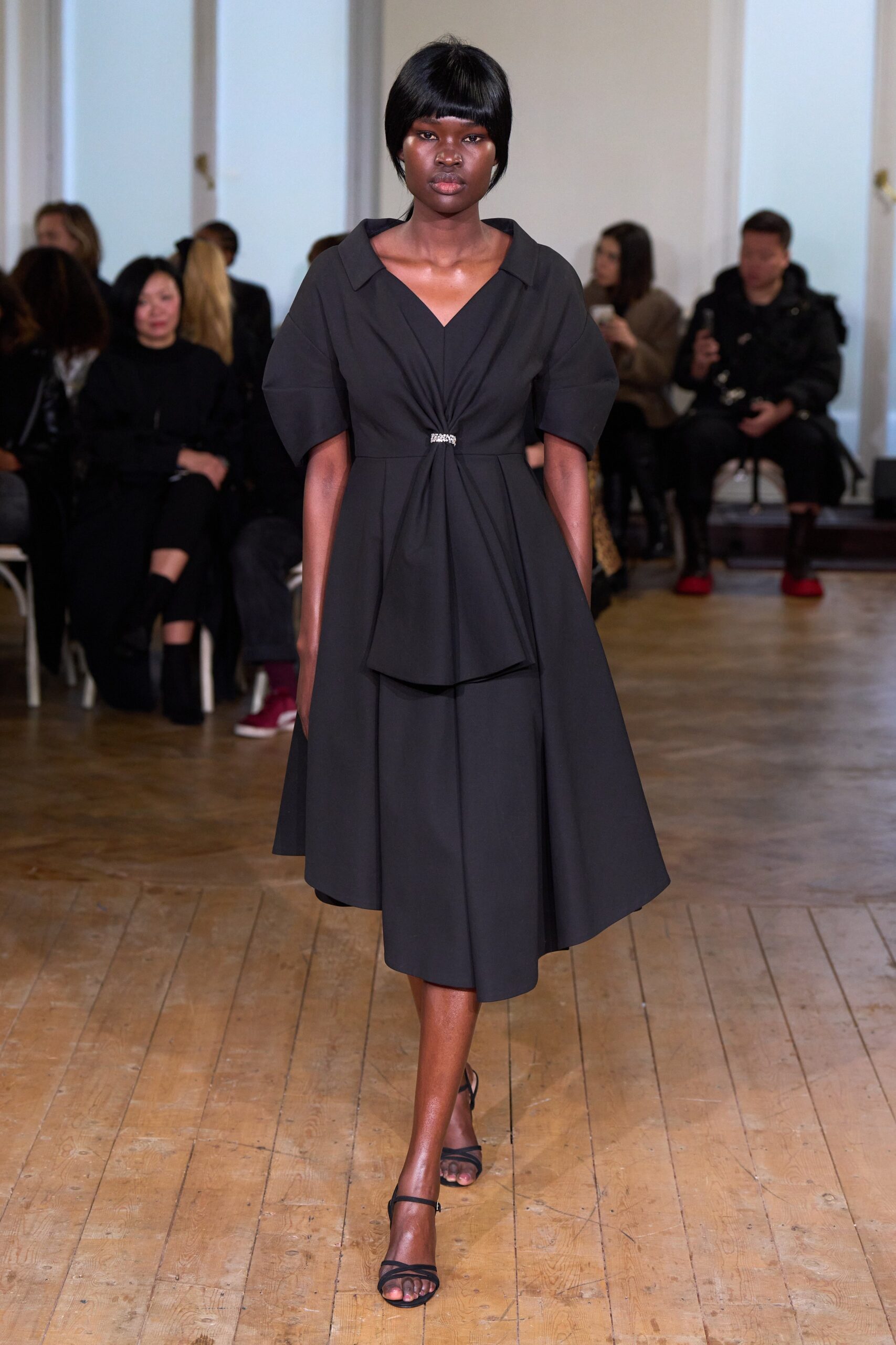 Huishan Zhang F/W 22 Look 8