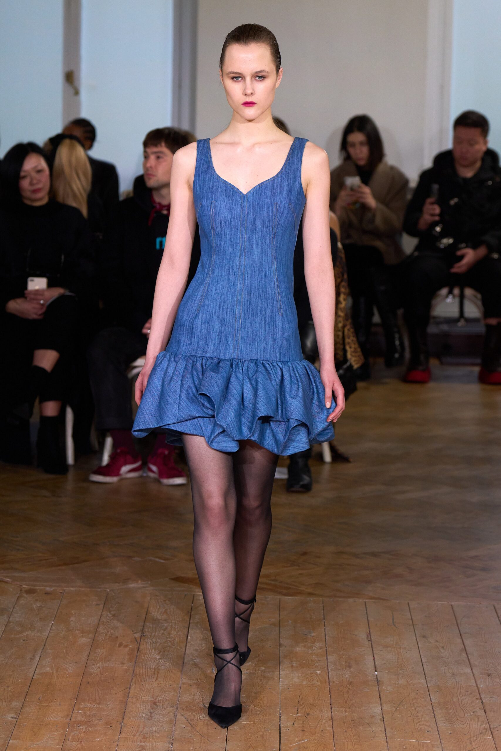 Huishan Zhang F/W 22 Look 11