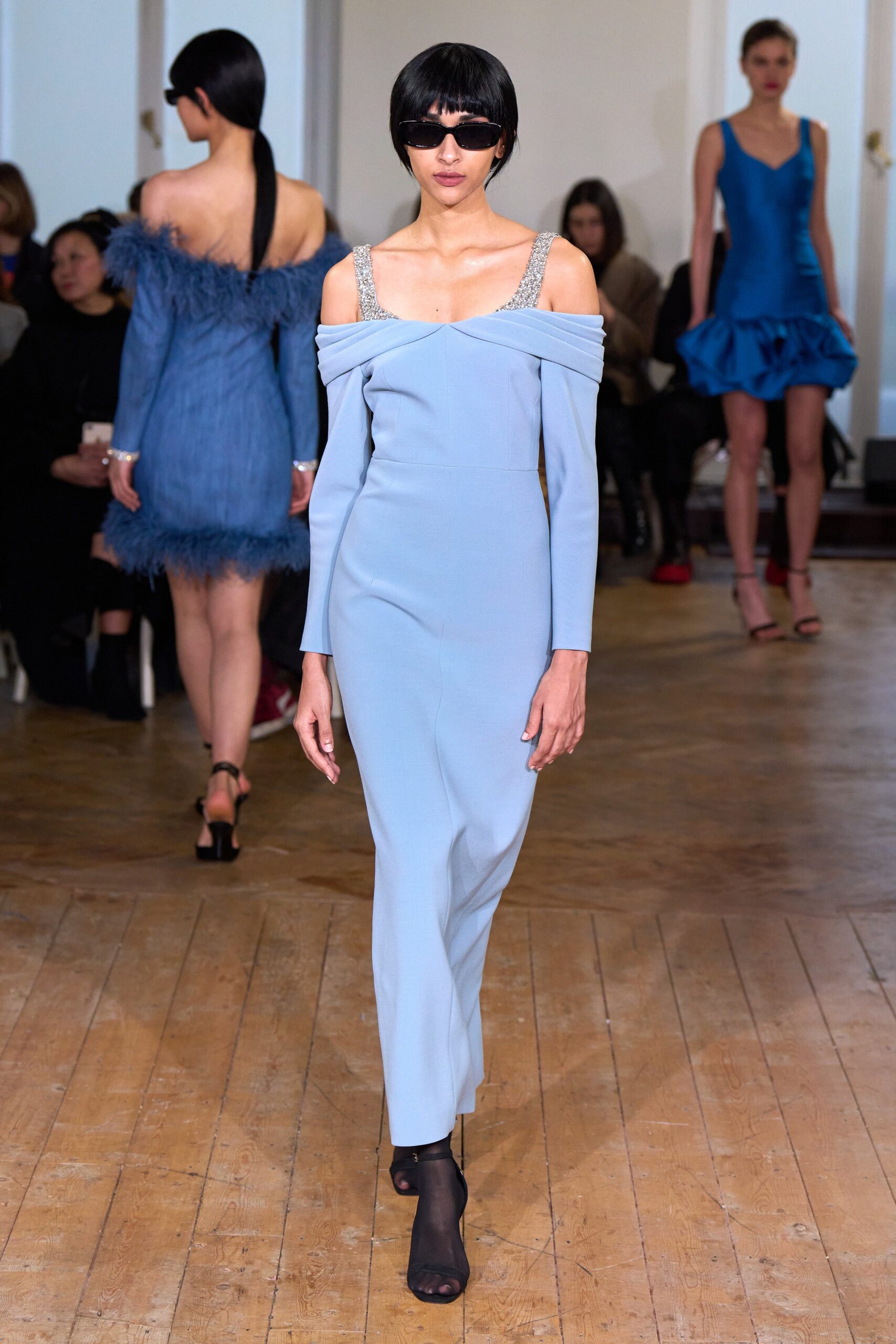 Huishan Zhang F/W 22 Look 13
