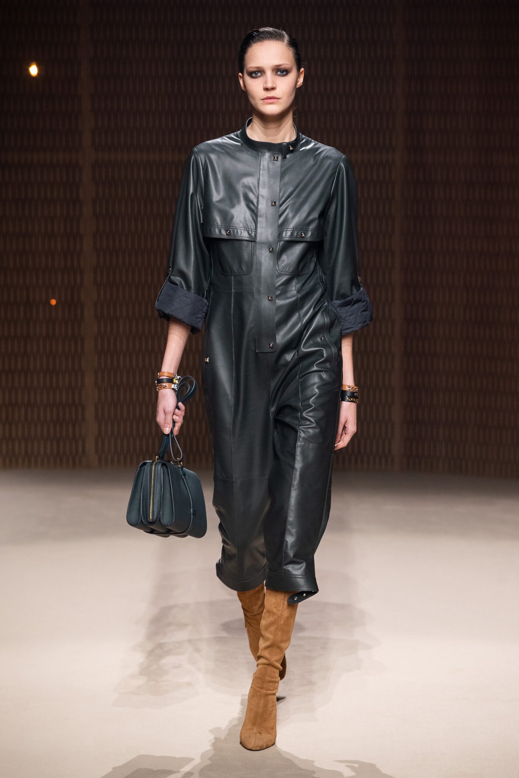 Hermès F/W 19 Look 1
