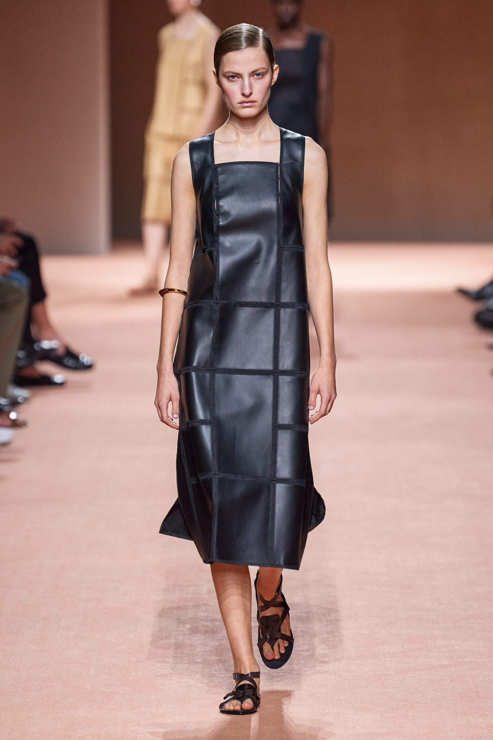 Hermès S/S 20 Look 3
