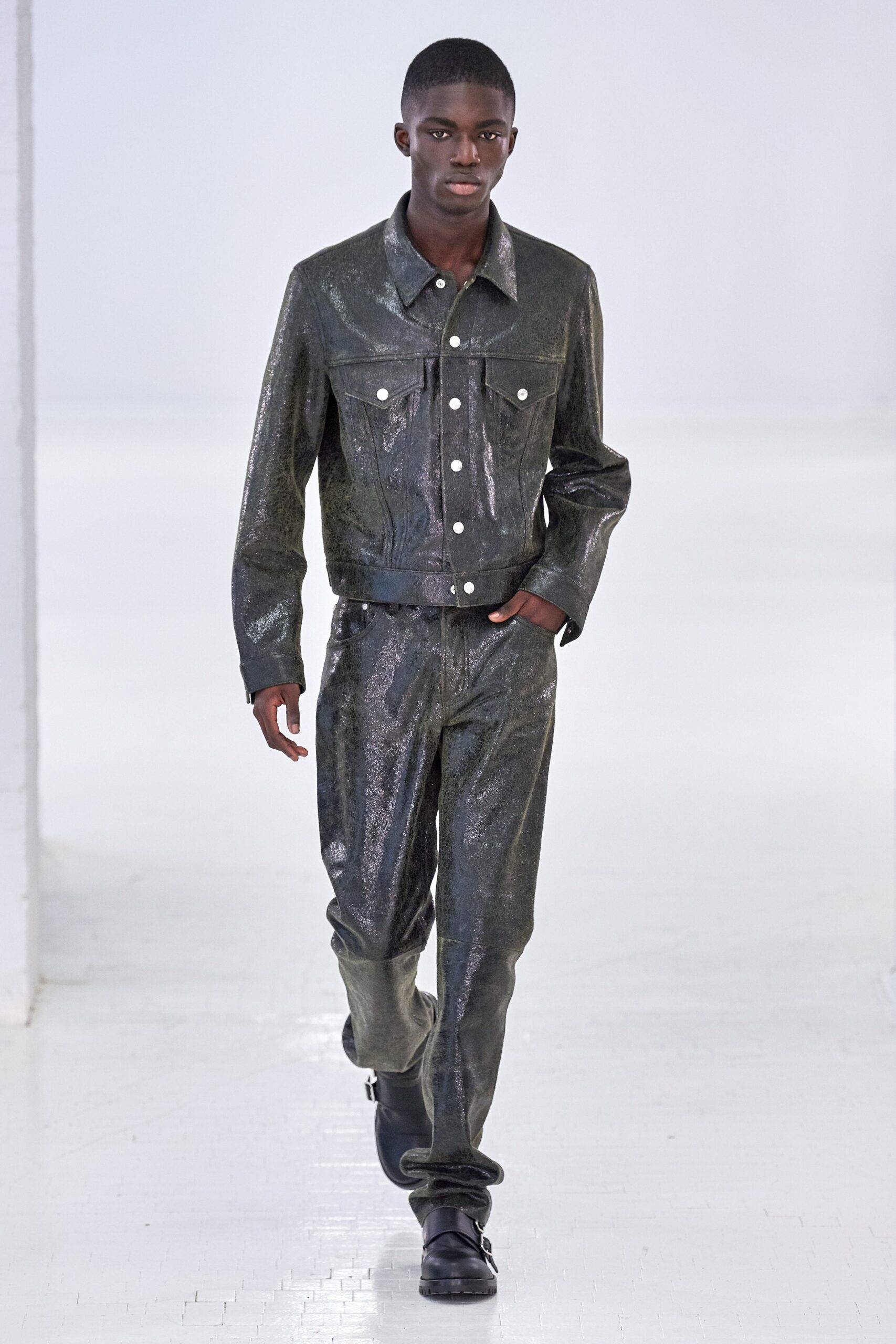 Helmut Lang S/S 20 Menswear Look 16