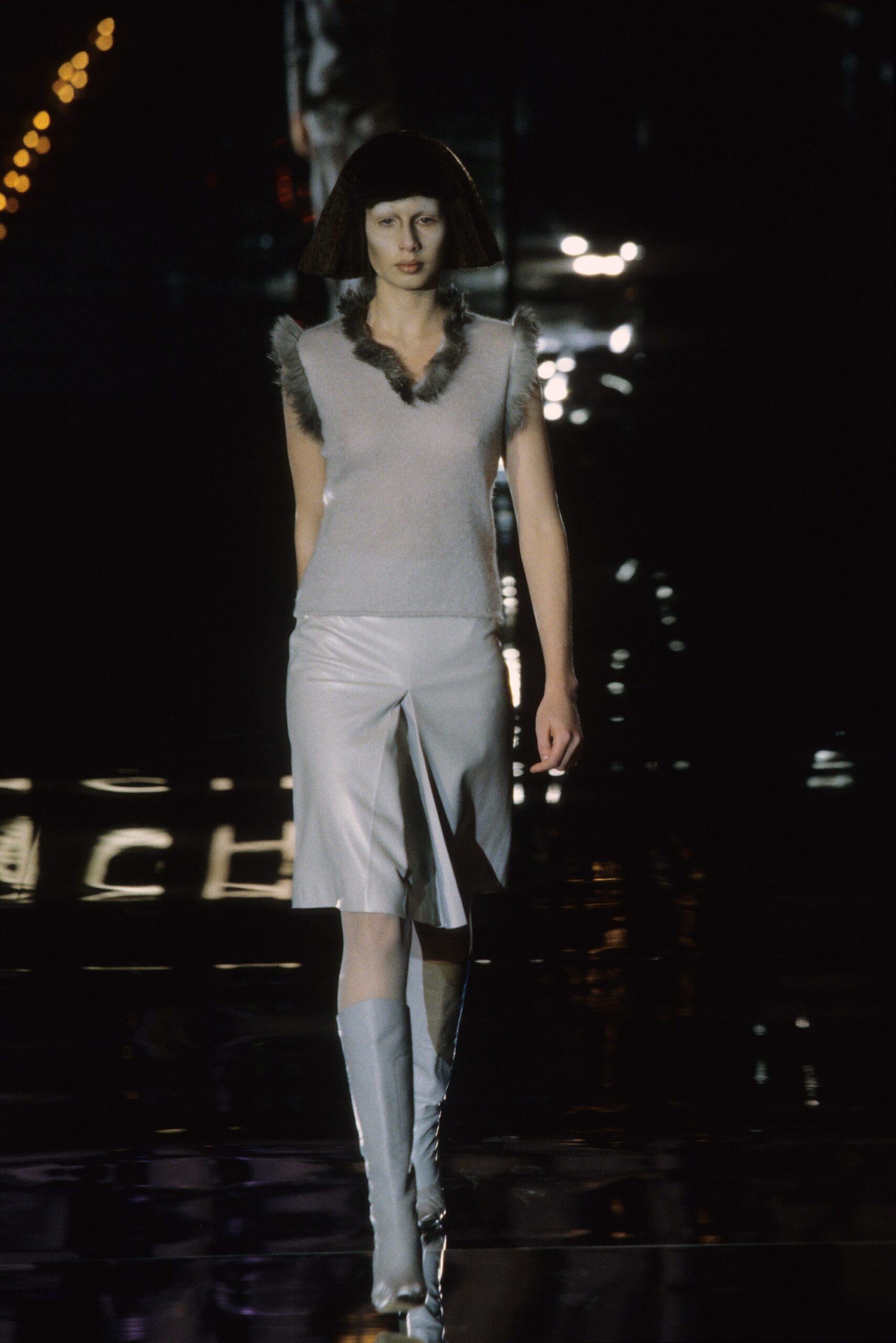 Givenchy F/W 99 Look 7
