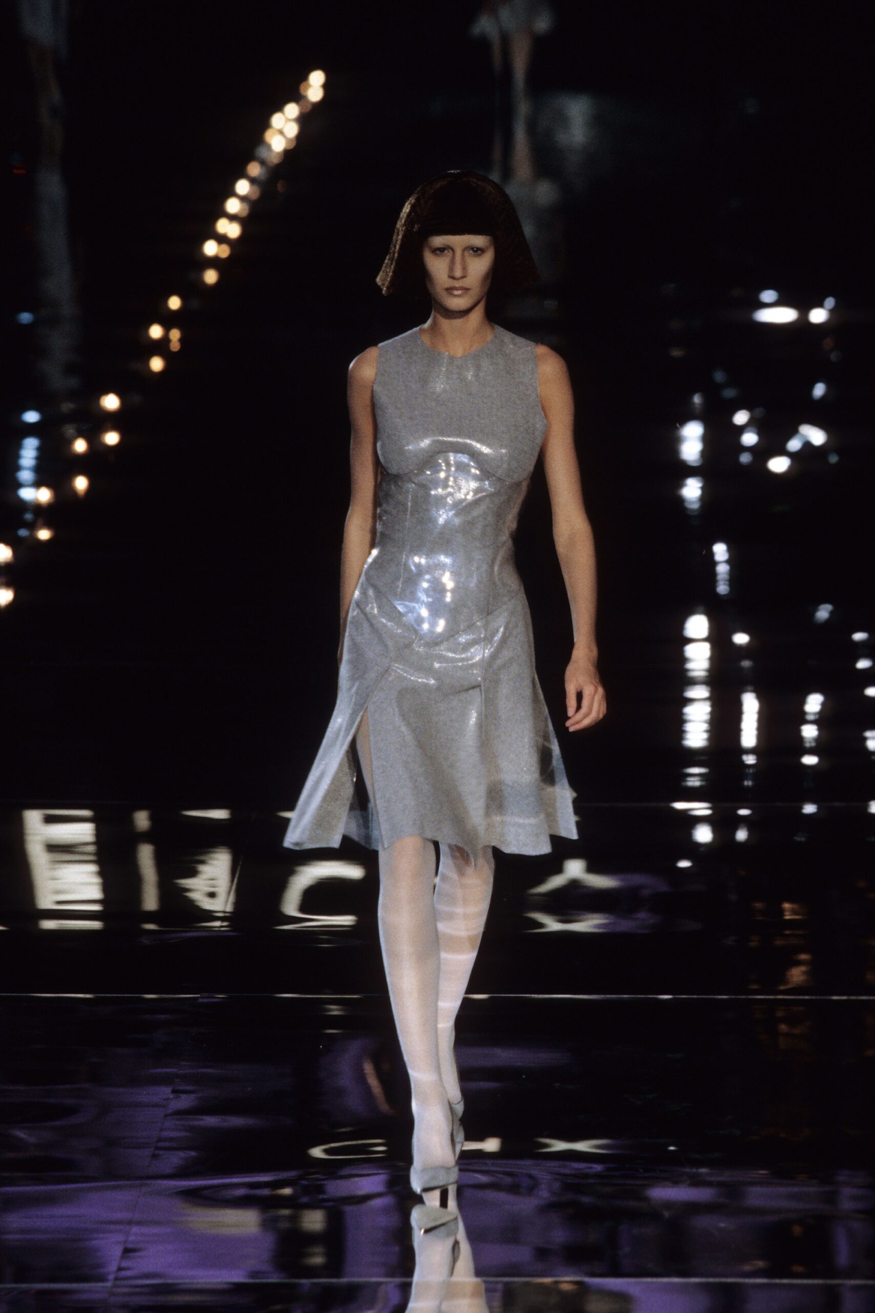Givenchy F/W 99 Look 18