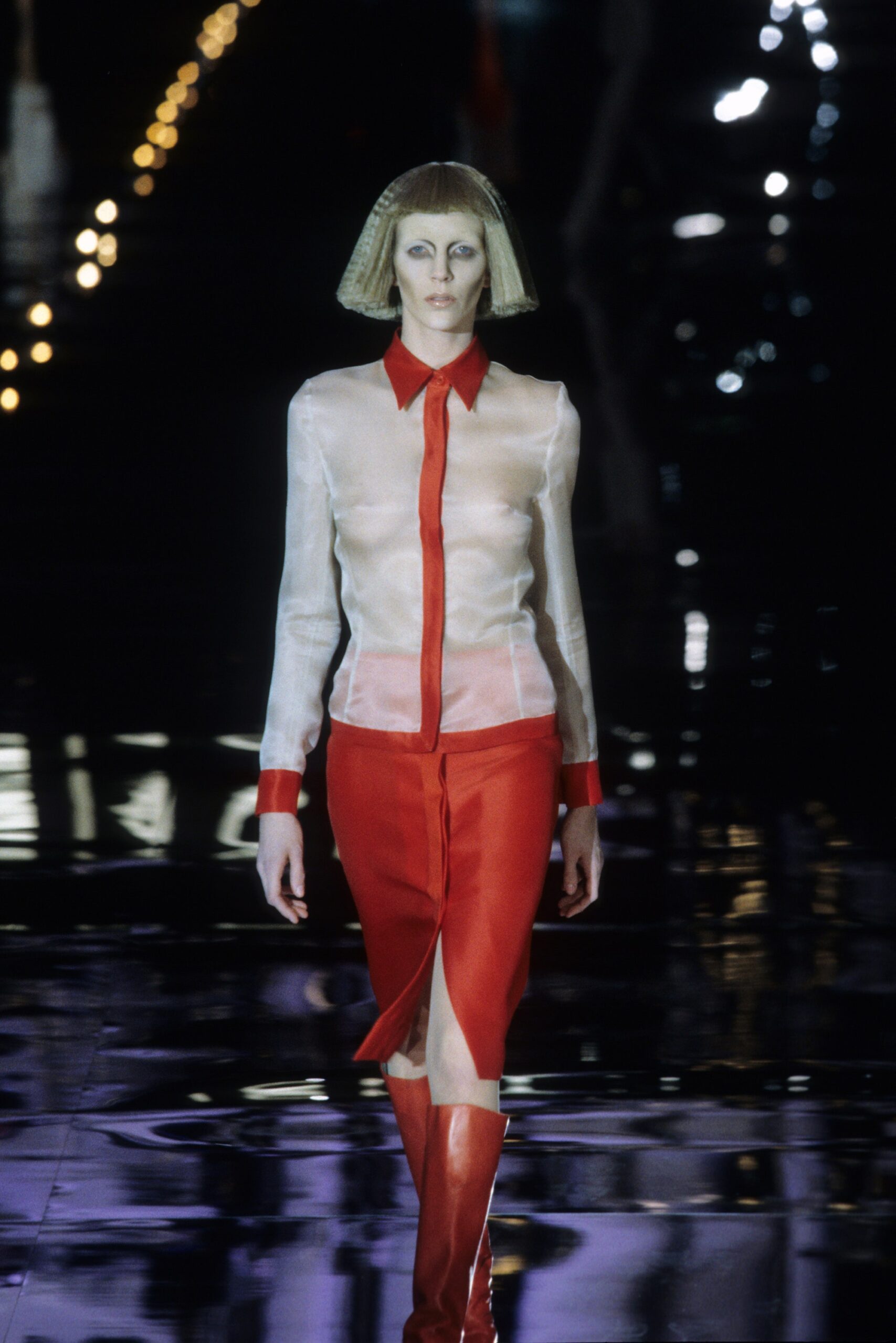 Givenchy F/W 99 Look 35