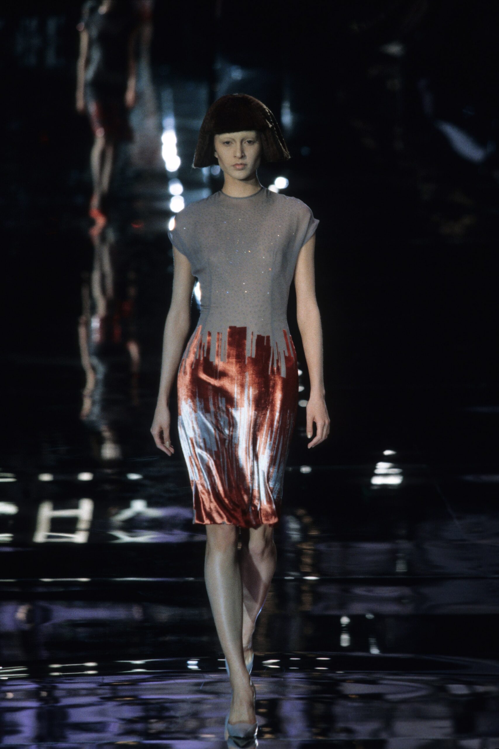 Givenchy F/W 99 Look 44