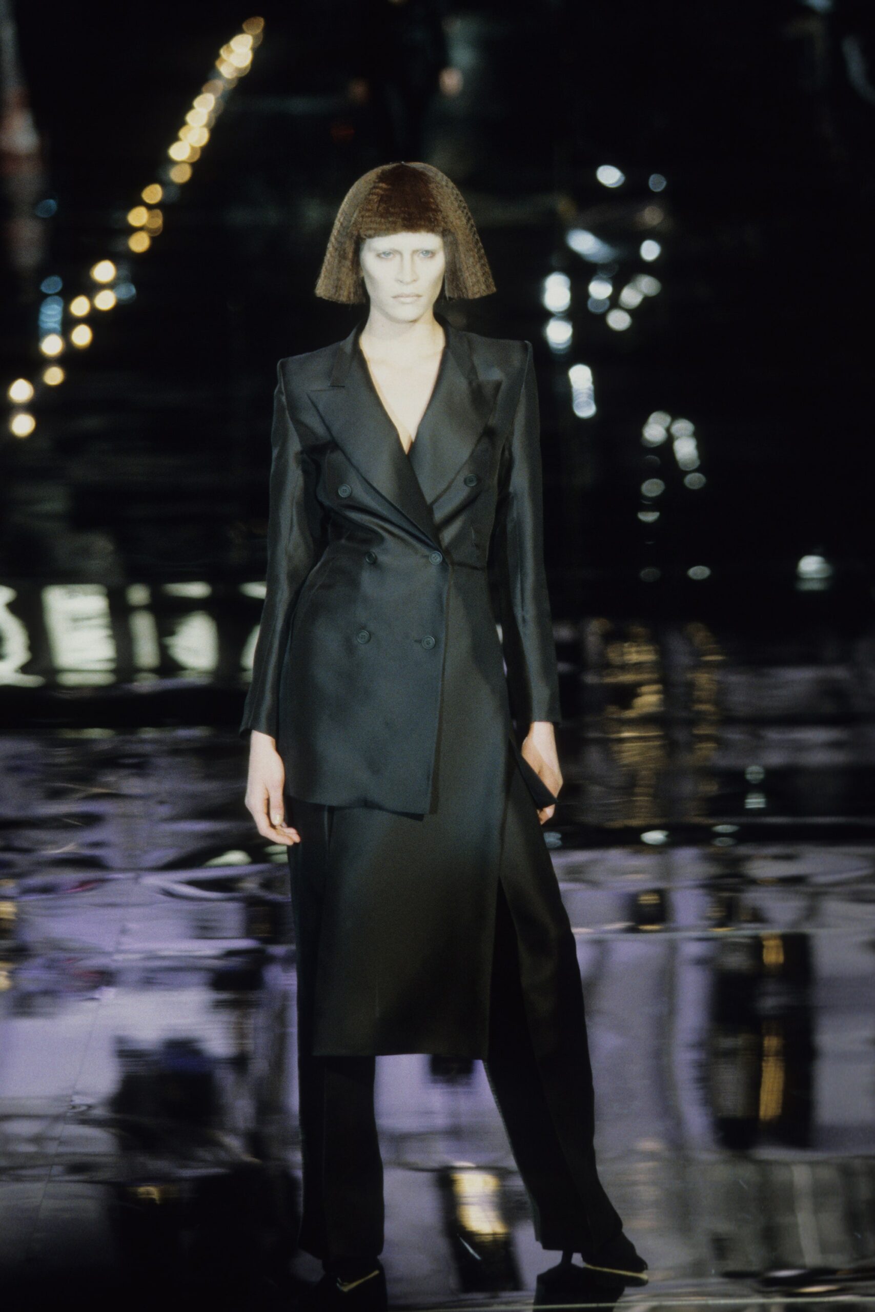 Givenchy F/W 99 Look 47