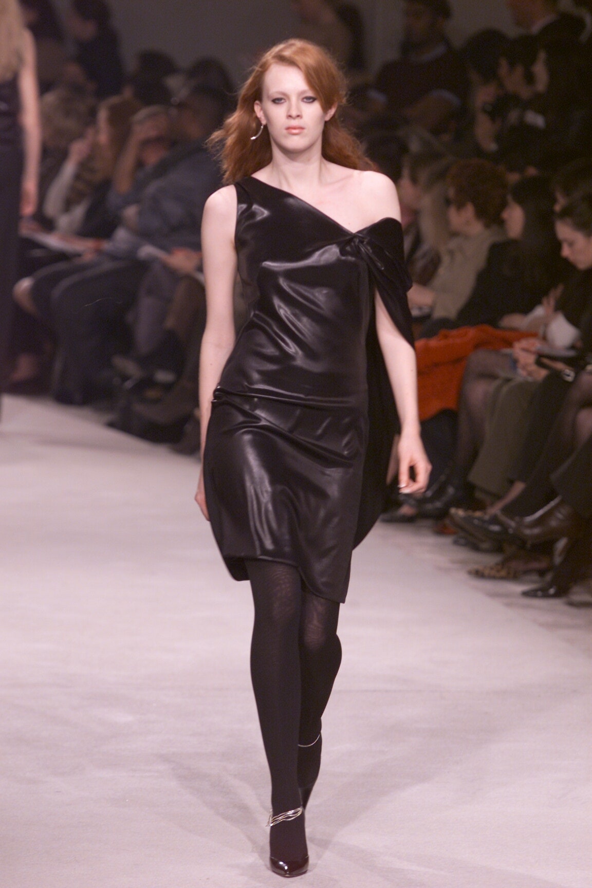 Givenchy F/W 00 Look 41
