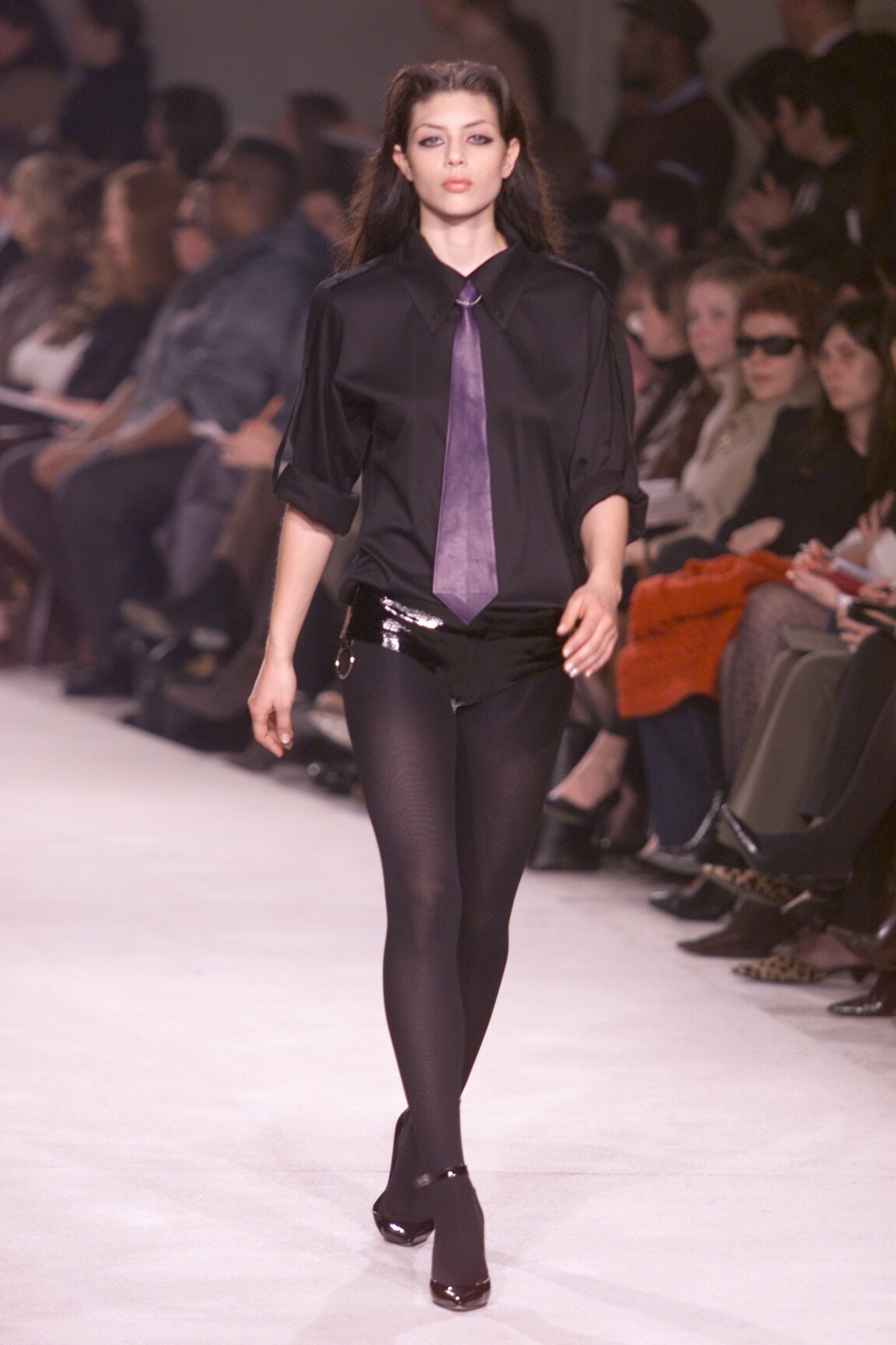 Givenchy F/W 00 Look 49