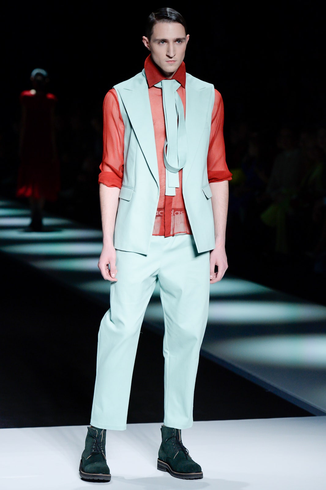 Goga Nikabadze Russia S/S 17 Look 28
