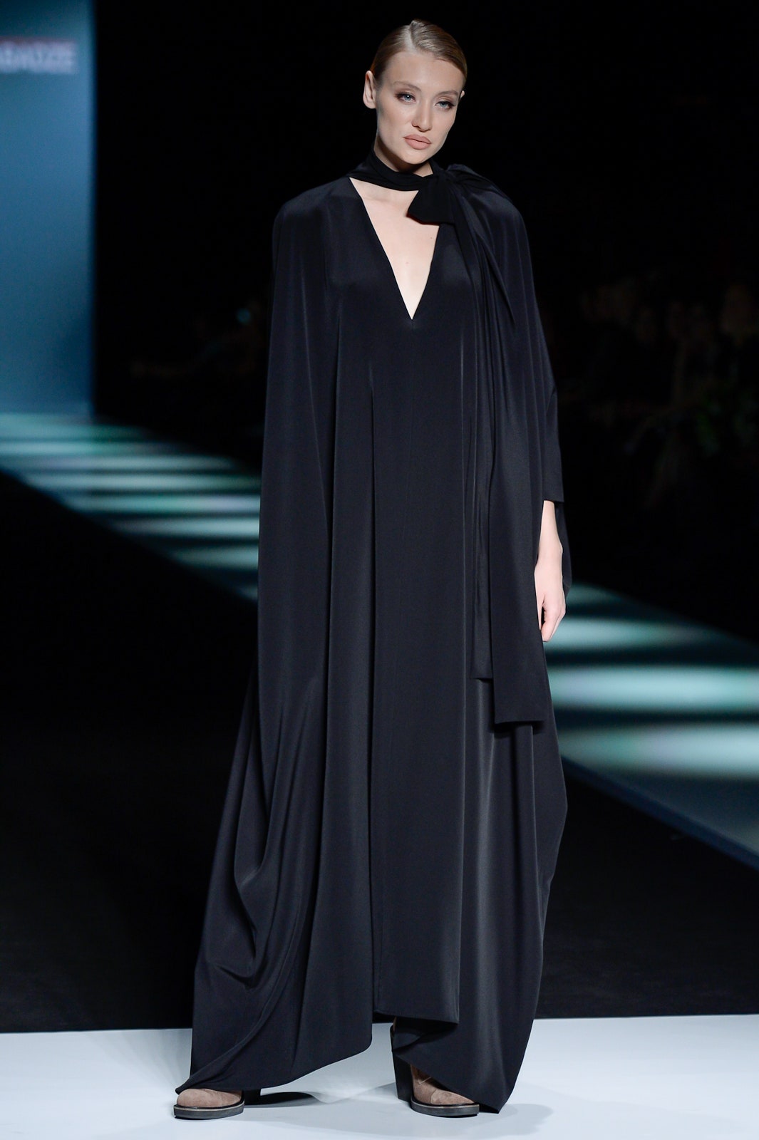 Goga Nikabadze Russia S/S 17 Look 40