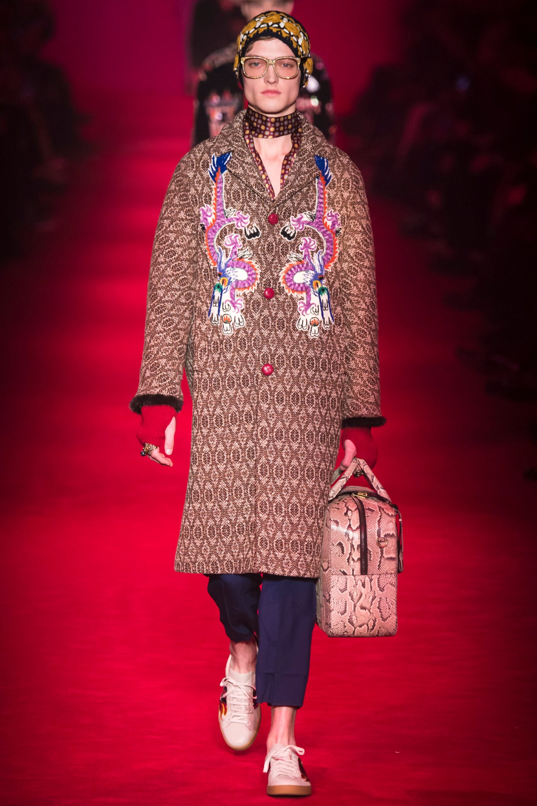 Gucci F/W 16 Menswear Look 3