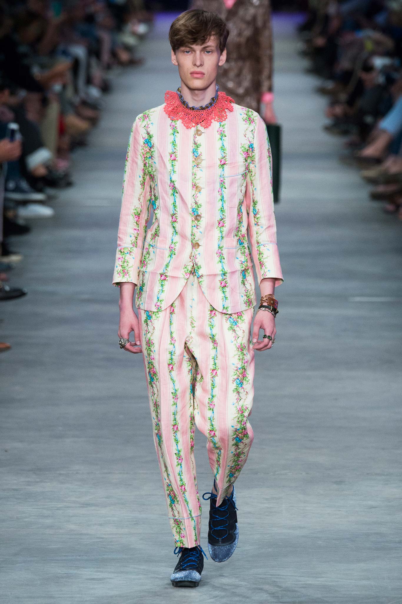 Gucci S/S 16 Menswear Look 15