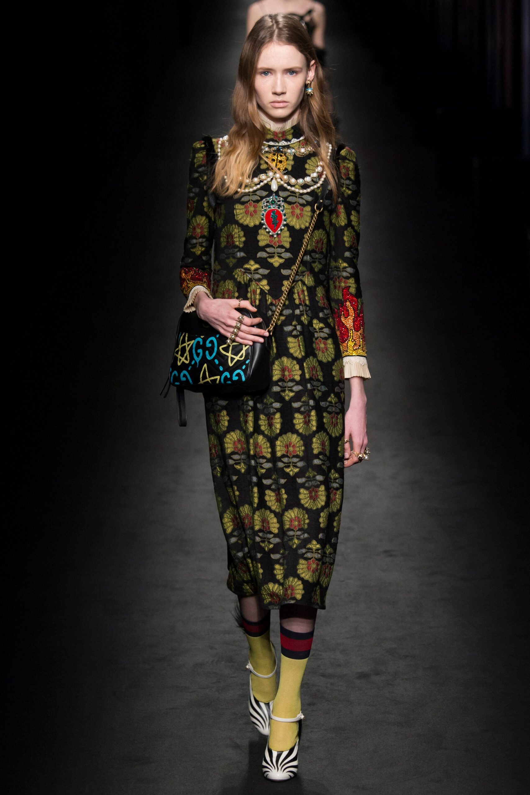 Gucci F/W 16 Look 9