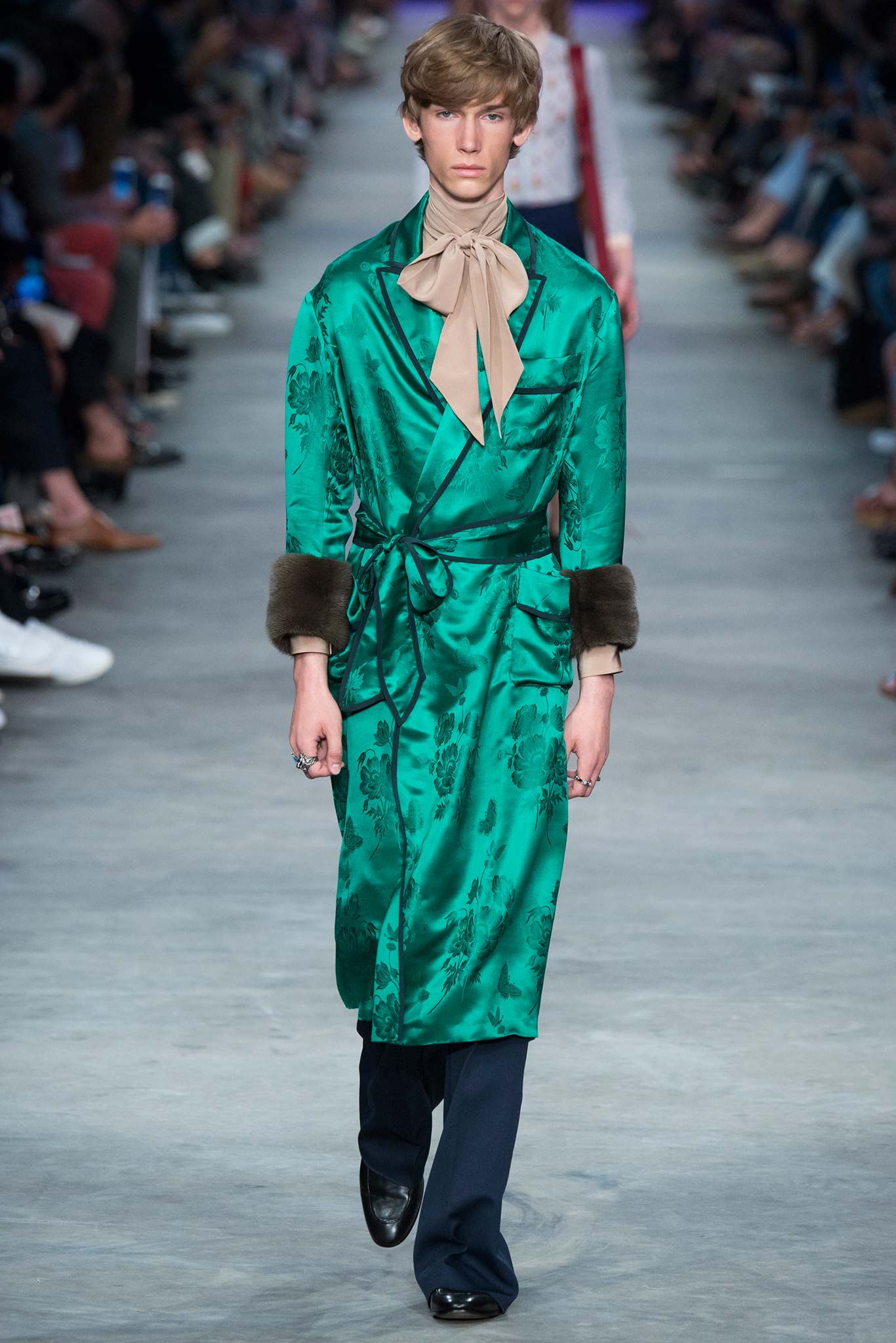 Gucci S/S 16 Menswear Look 18