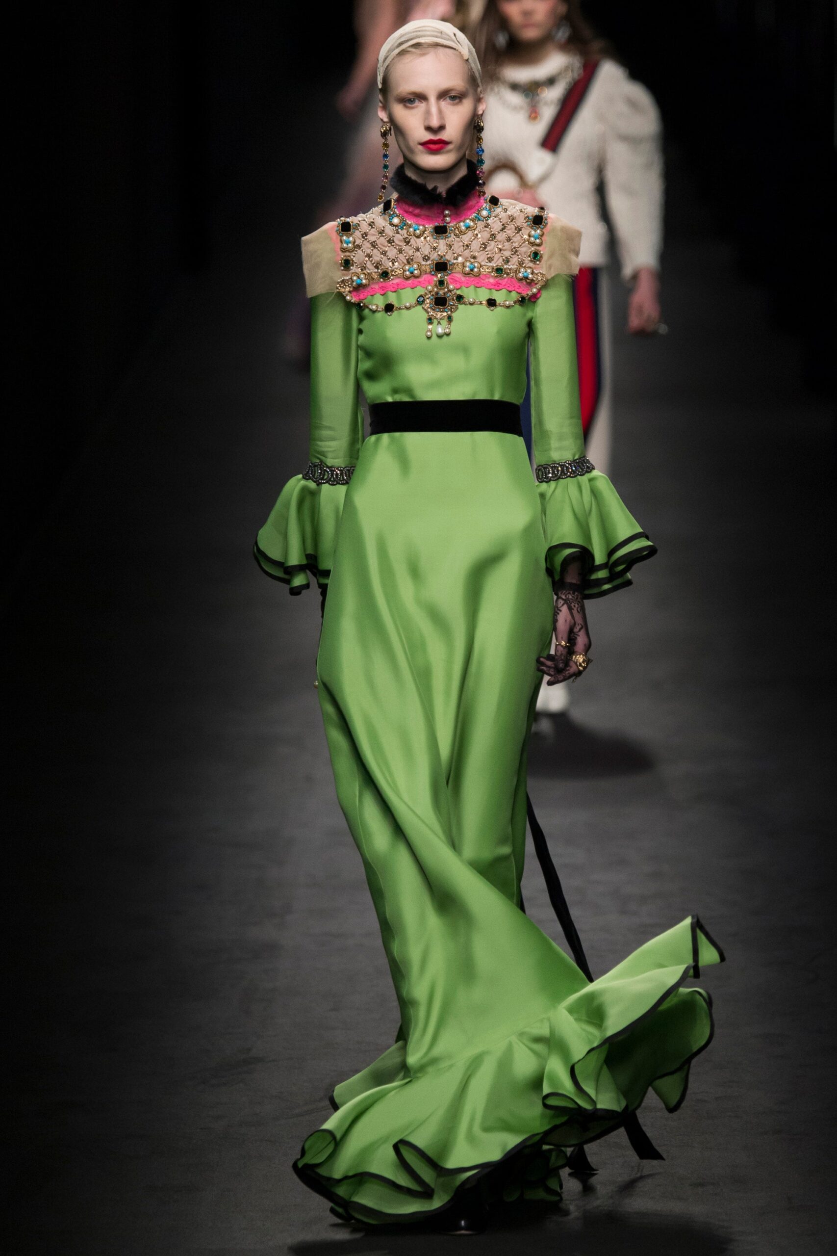 Gucci F/W 16 Look 19
