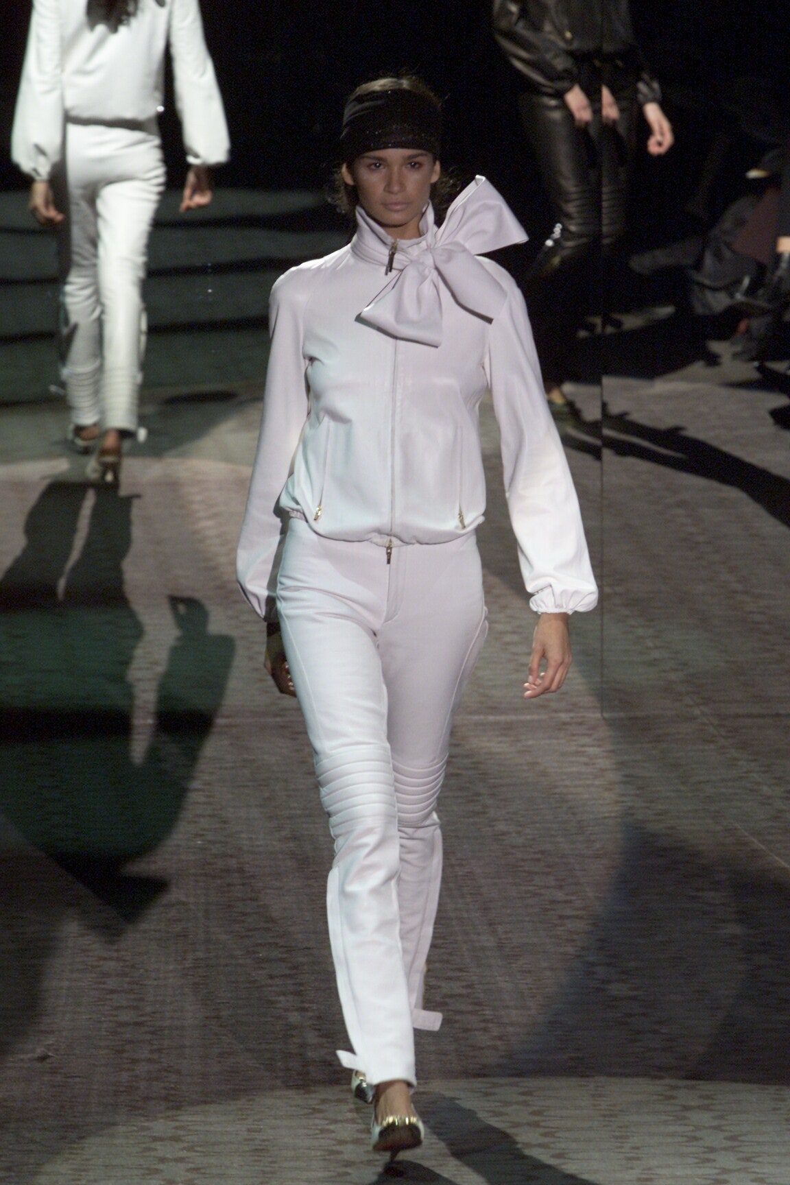 Gucci F/W 00 Look 16