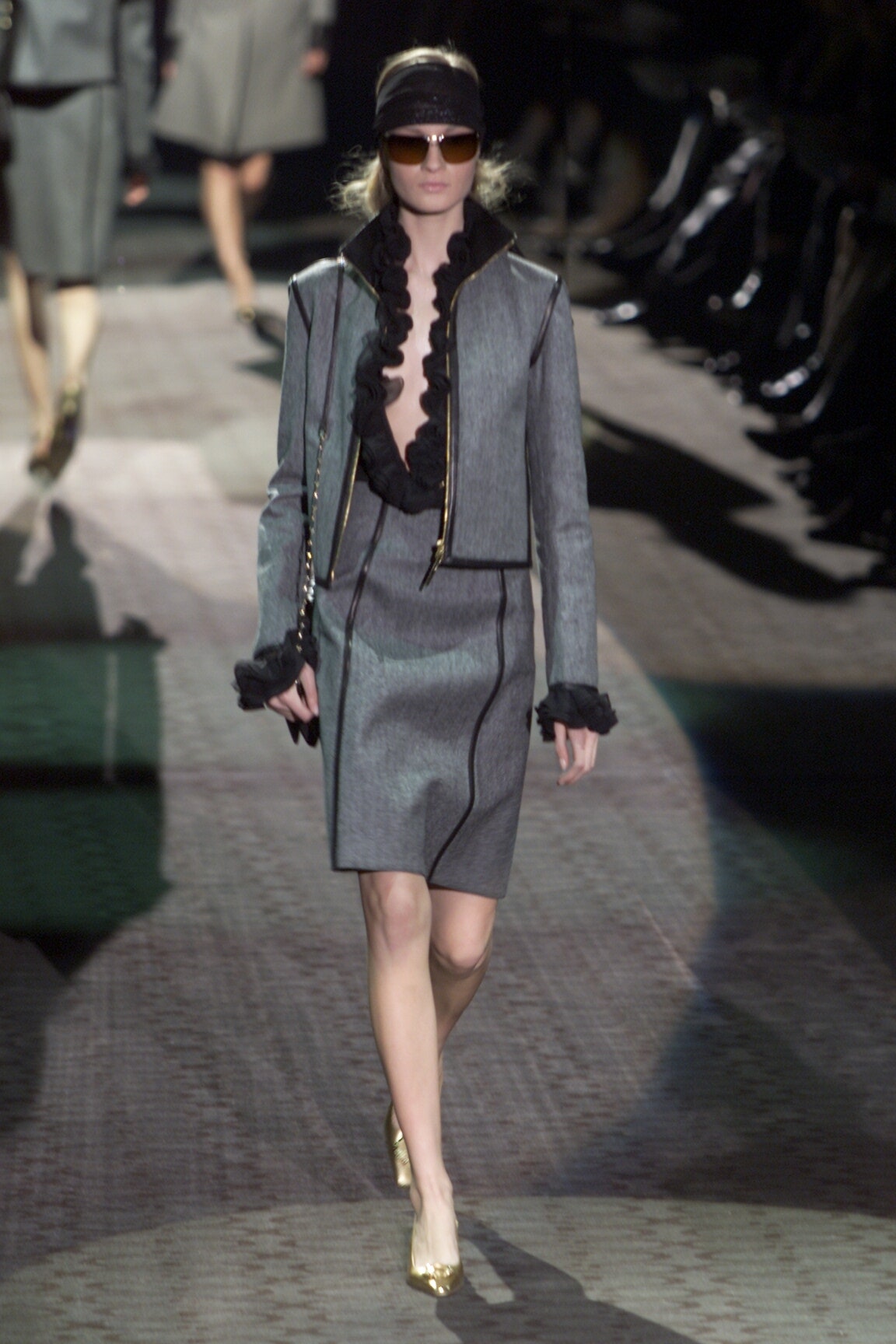 Gucci F/W 00 Look 19