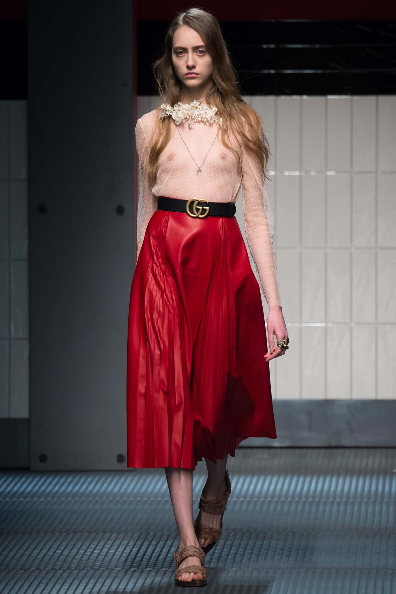 Gucci F/W 15 Look 1