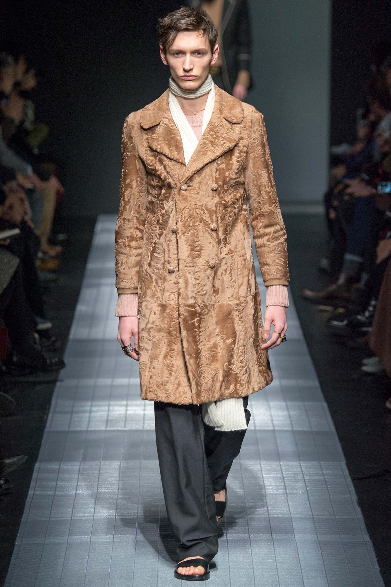 Gucci F/W 15 Menswear Look 27