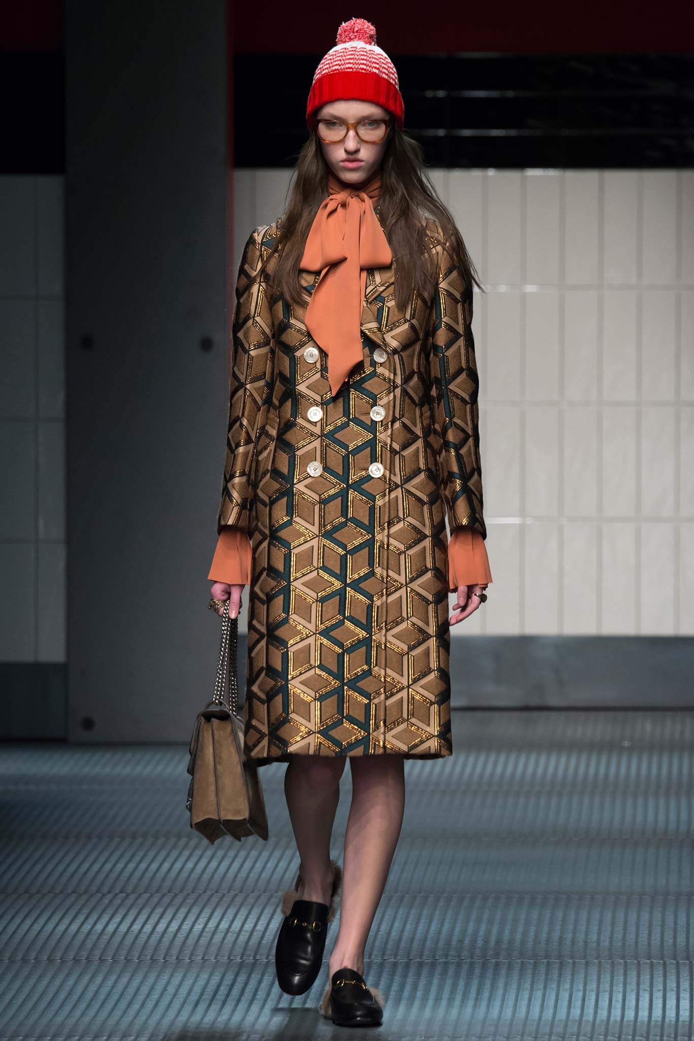 Gucci F/W 15 Look 32