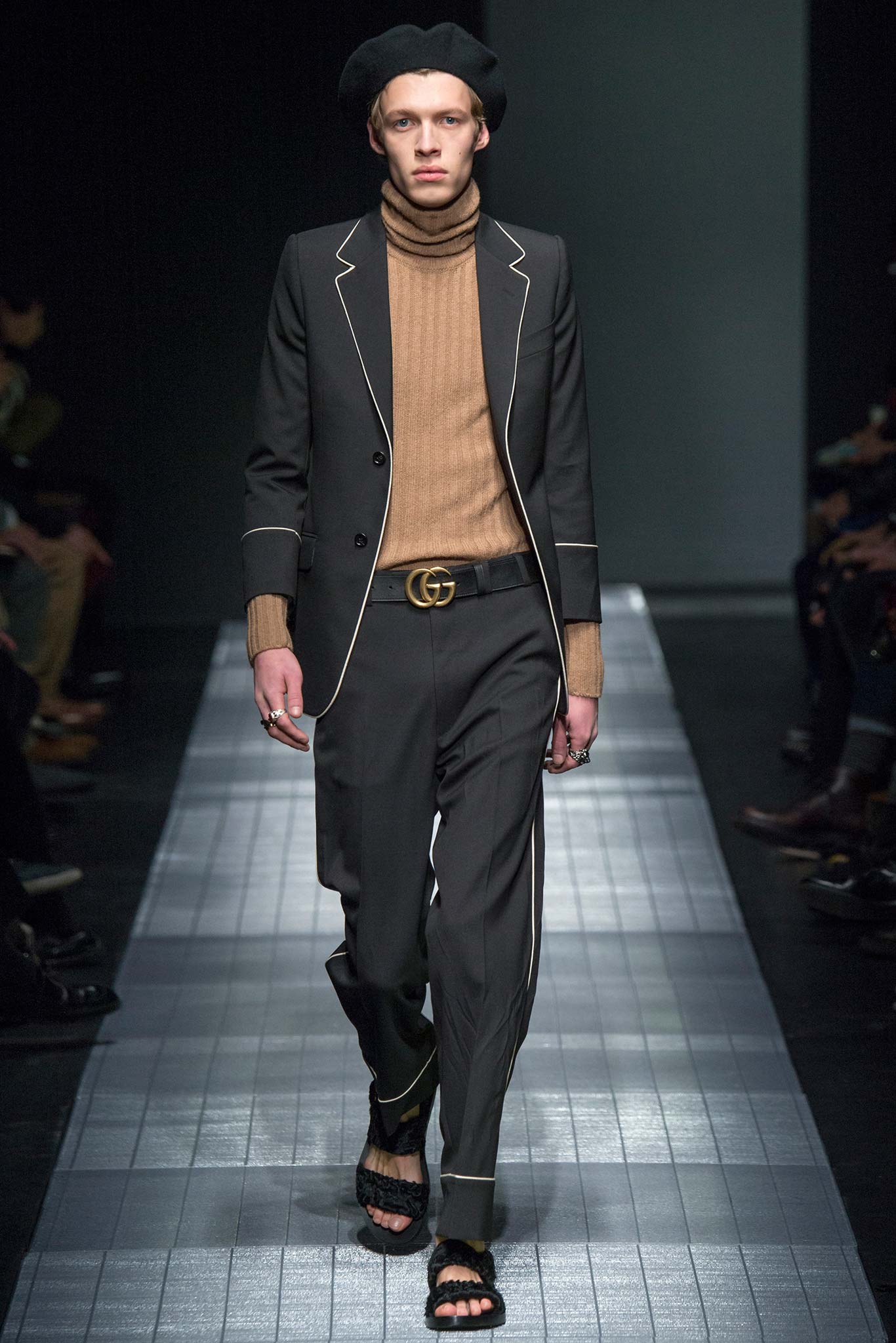 Gucci F/W 15 Menswear Look 28