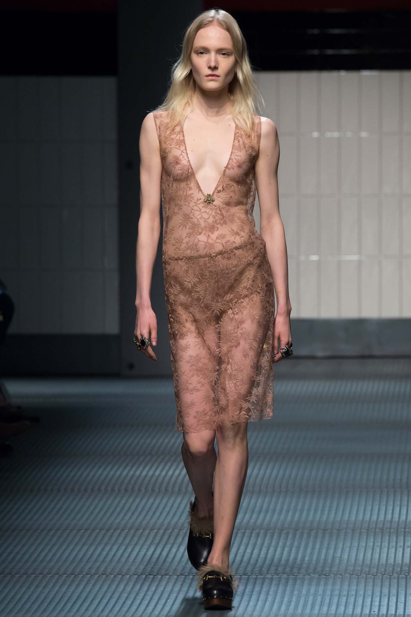 Gucci F/W 15 Look 33