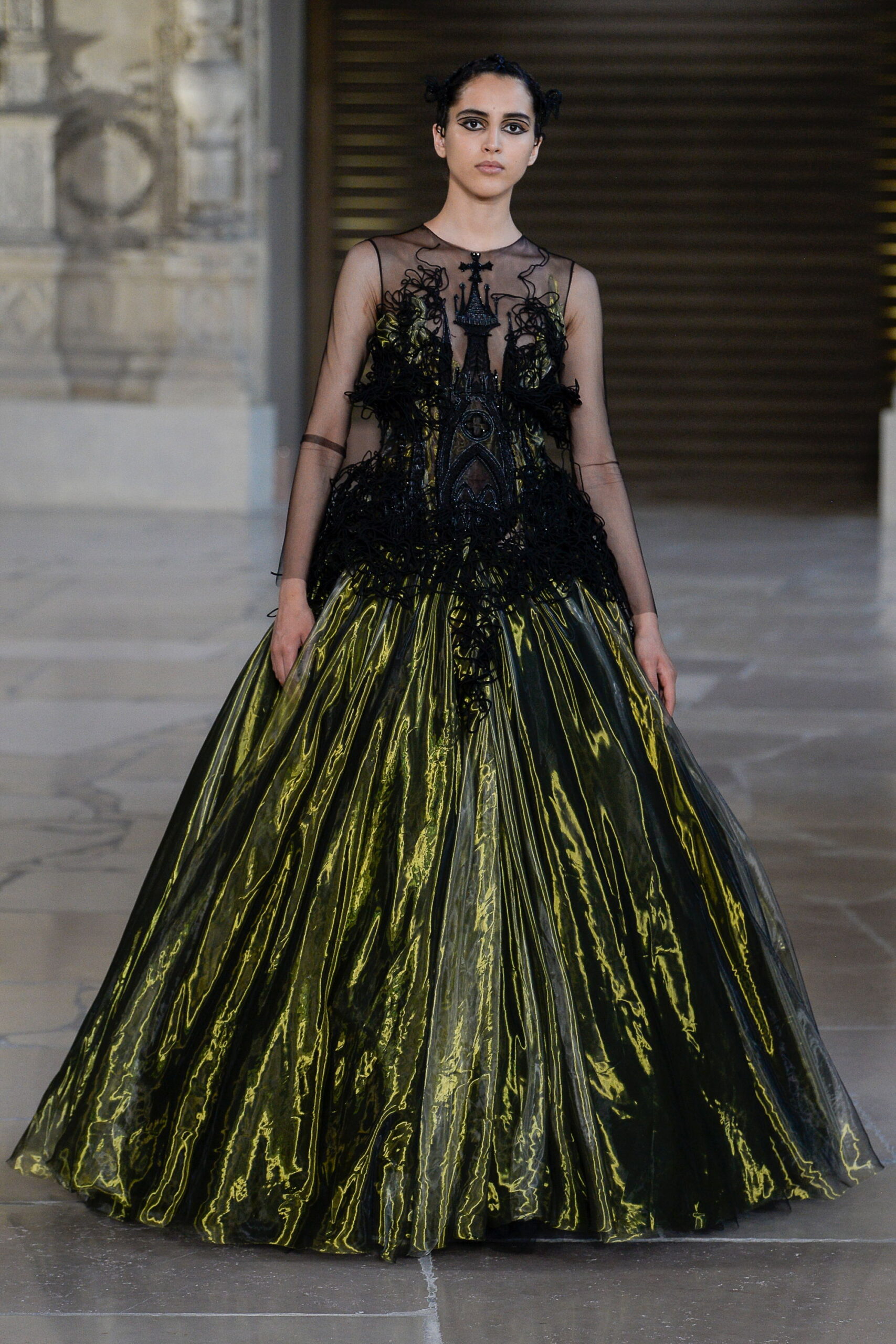 Guo Pei F/W 18 Couture Look 25