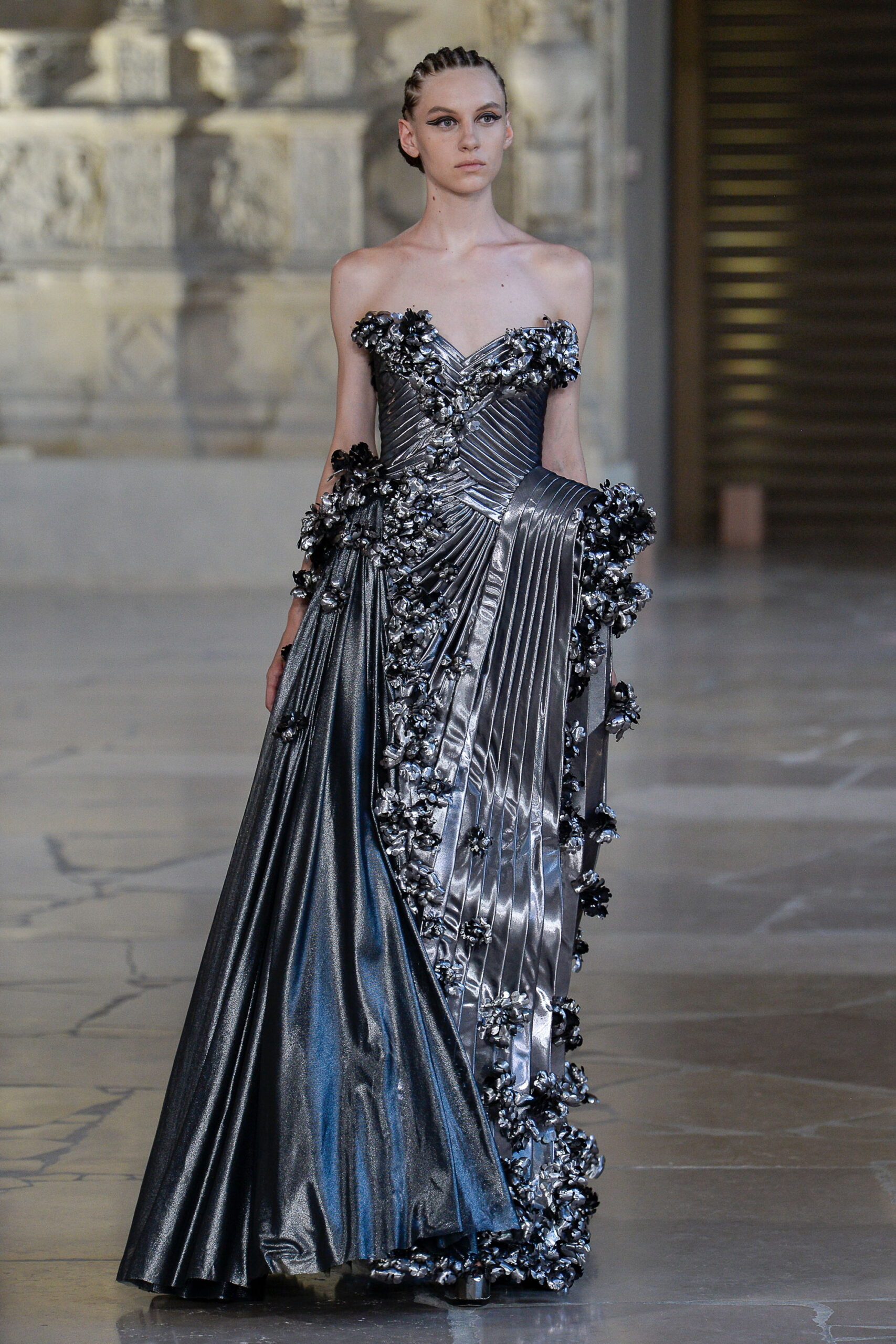 Guo Pei F/W 18 Couture Look 26