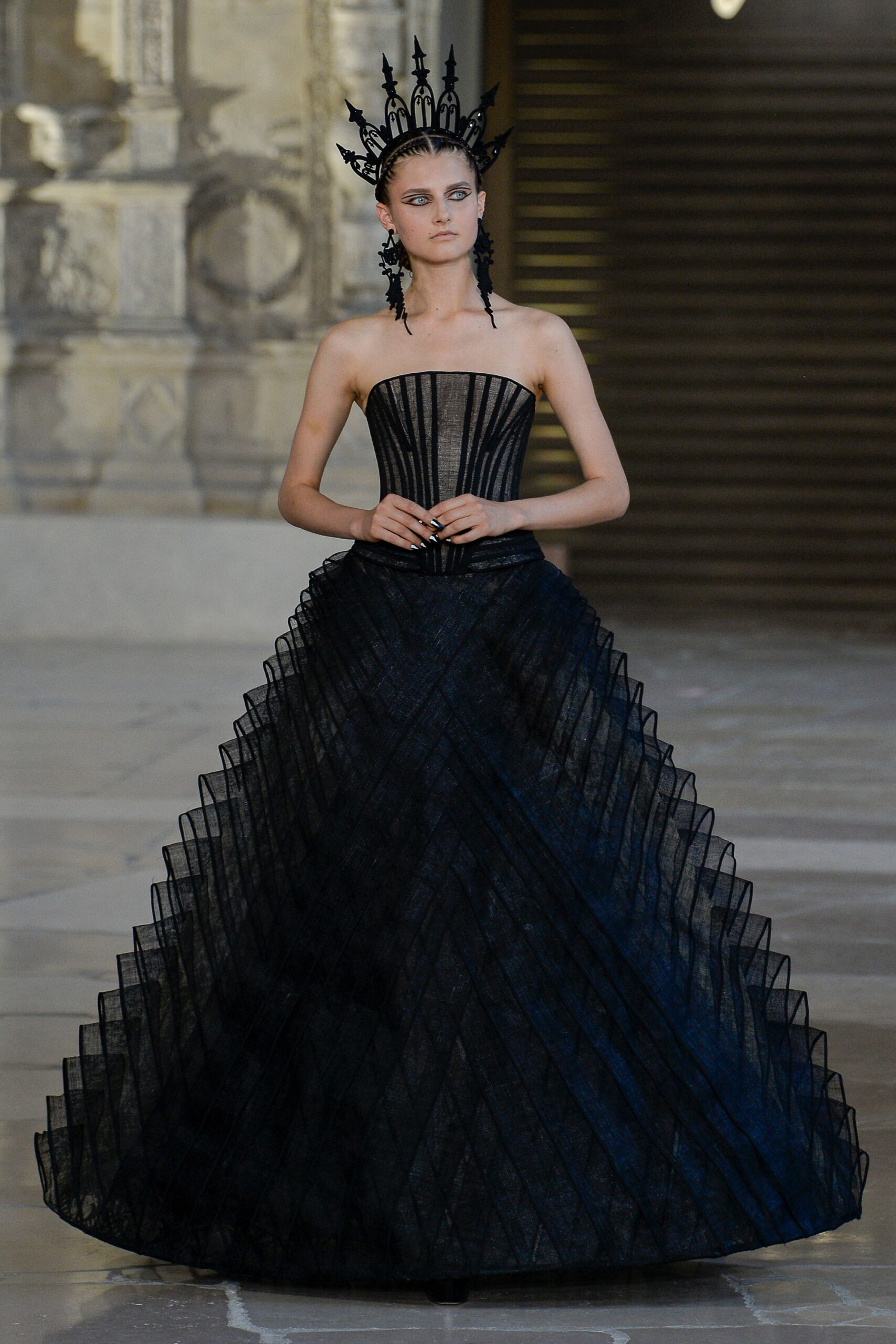 Guo Pei F/W 18 Couture Look 28