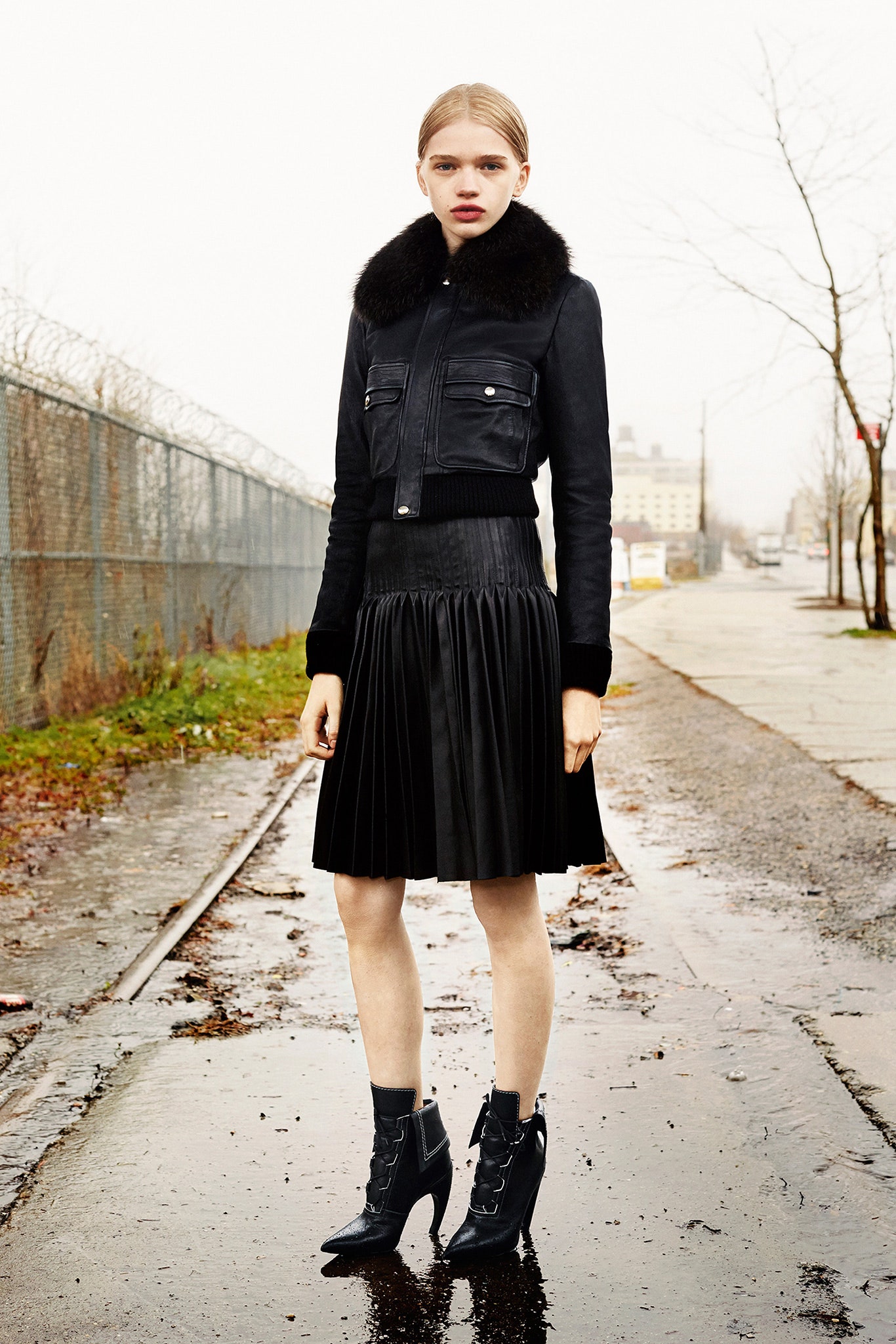 Givenchy F/W 15 Look 18