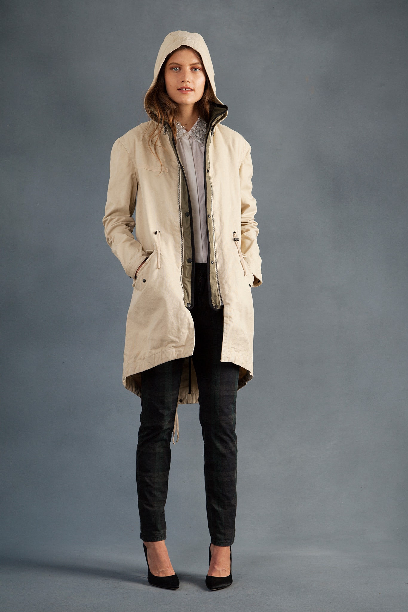 Gryphon Resort 14 Look 5
