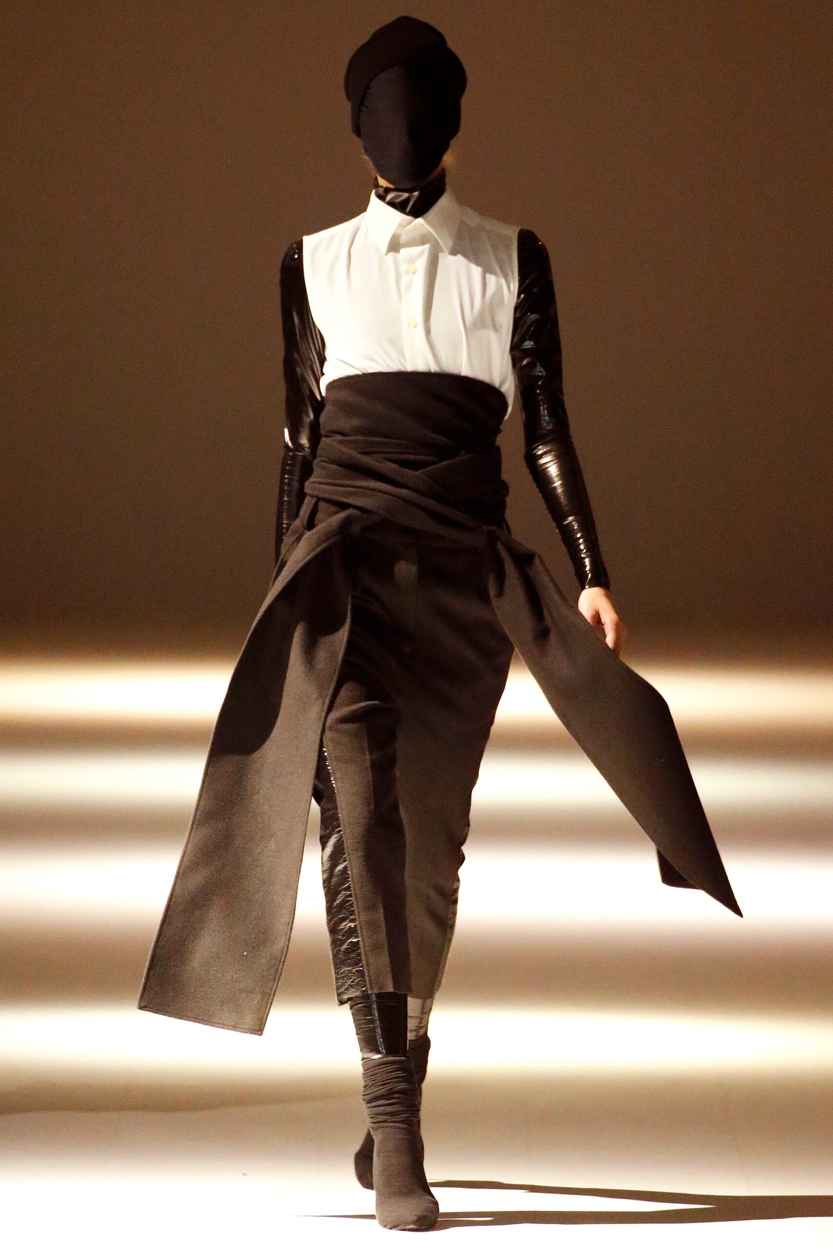 Gudu Ukraine F/W 16 Look 16