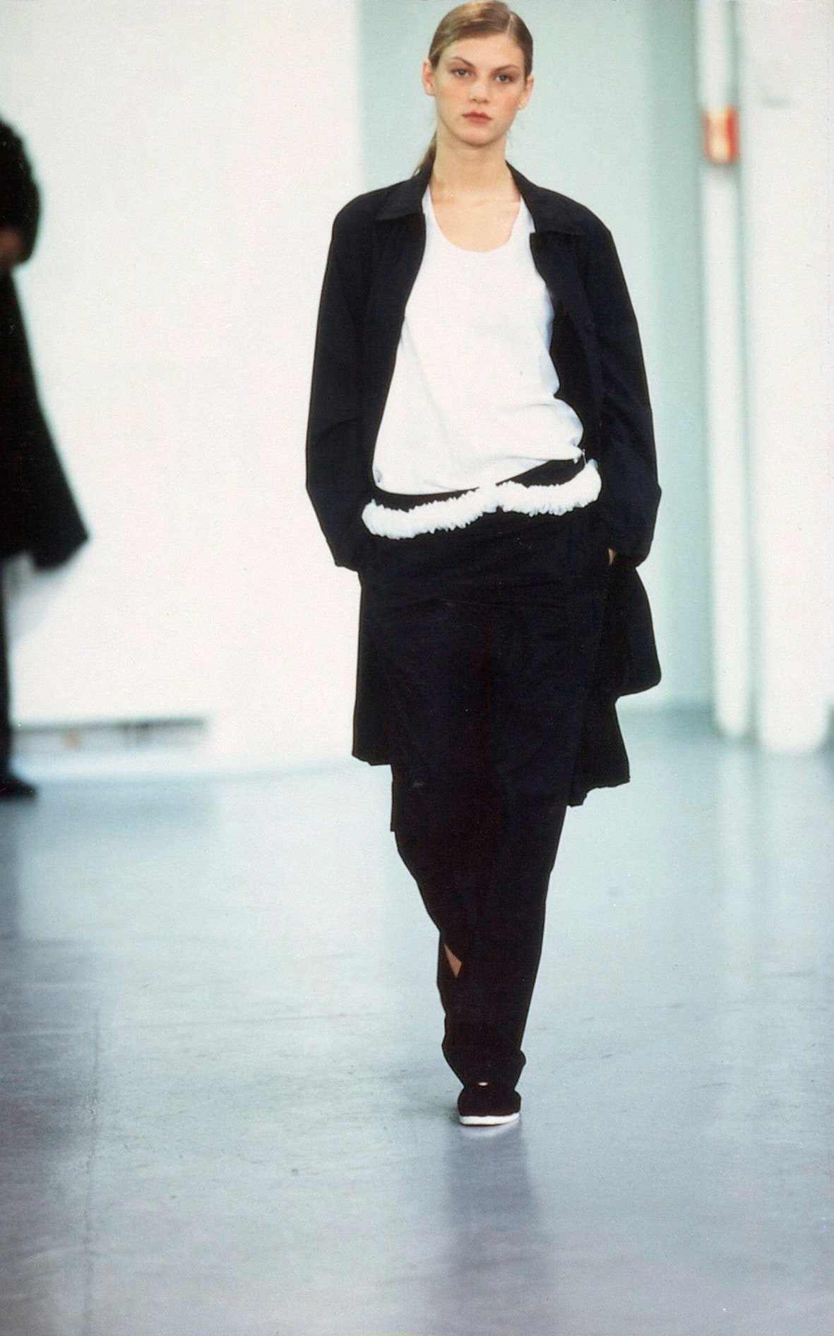 Helmut Lang S/S 98 Look 1