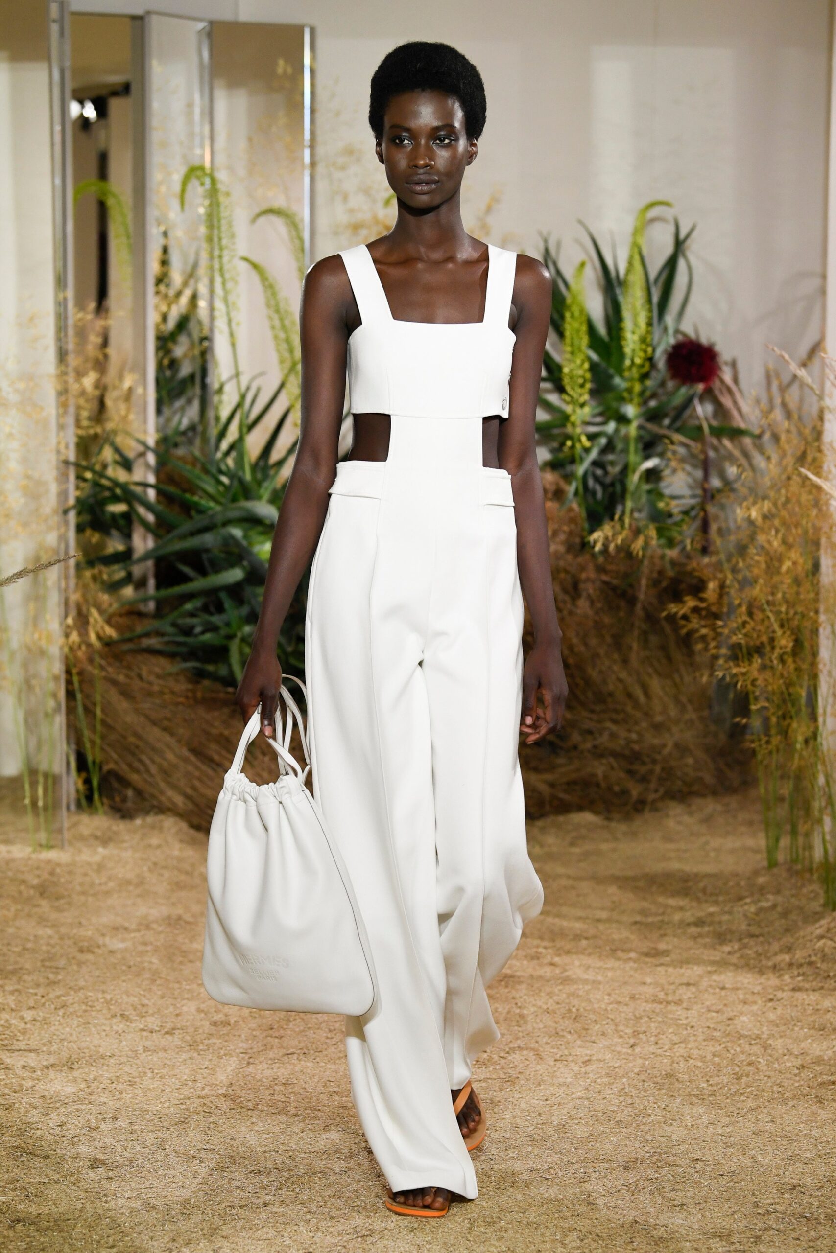 Hermès Resort 19 Look 1