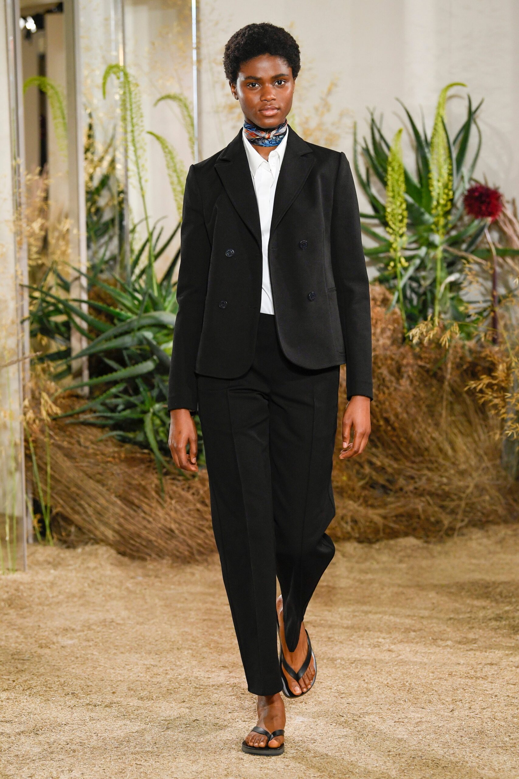 Hermès Resort 19 Look 5
