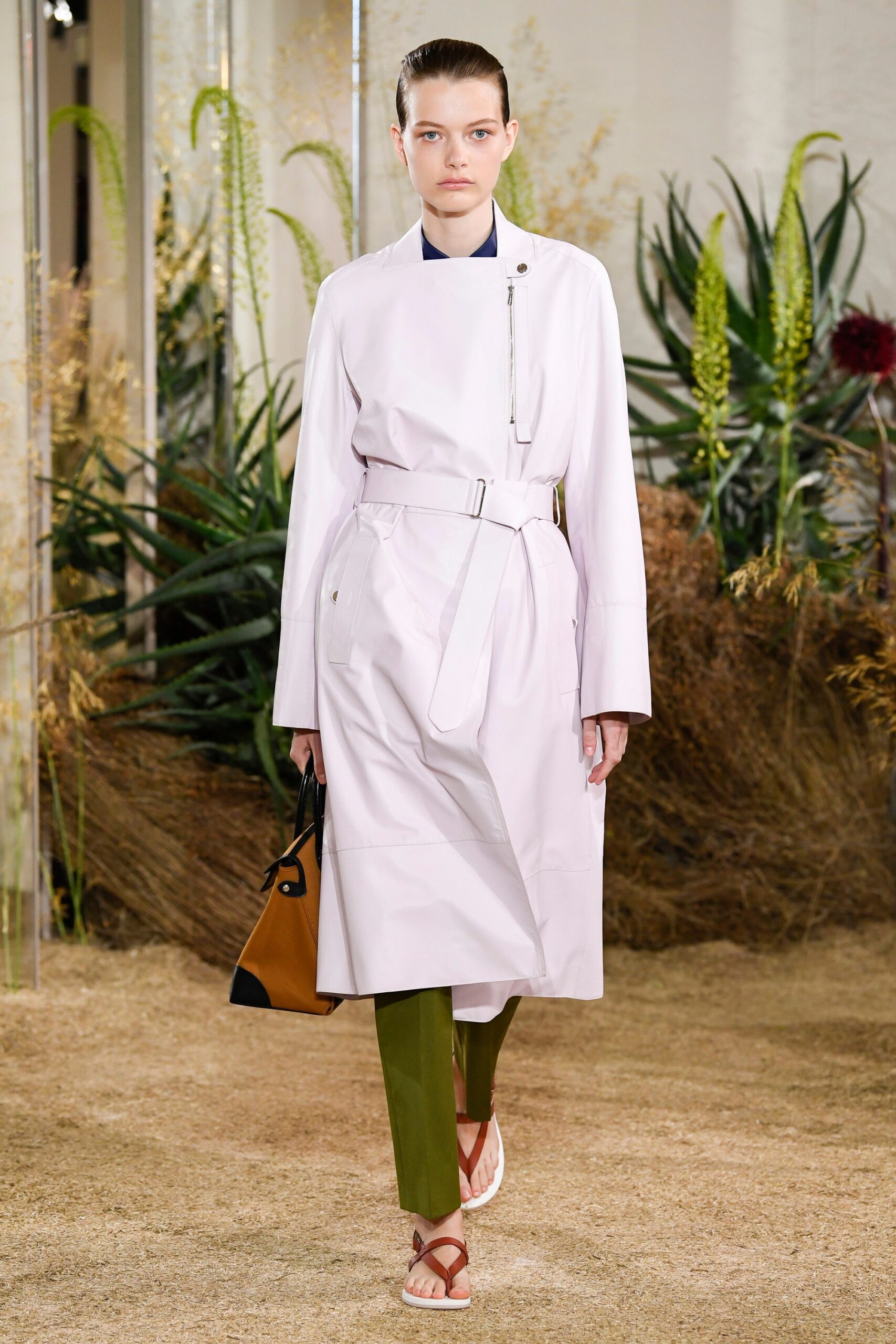 Hermès Resort 19 Look 12