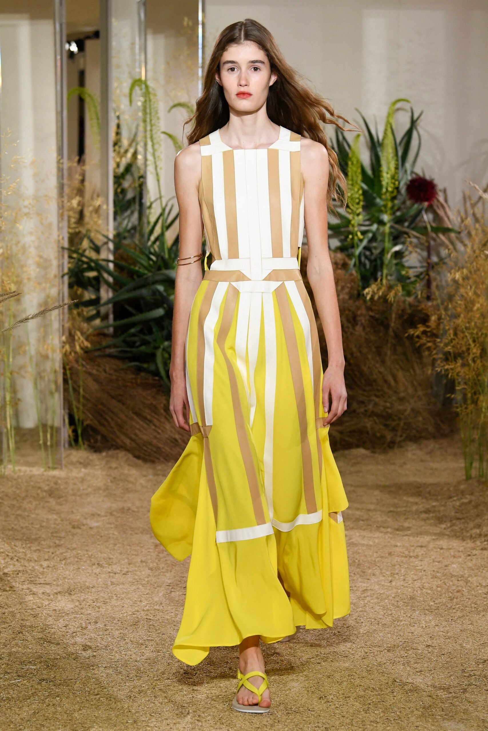 Hermès Resort 19 Look 28