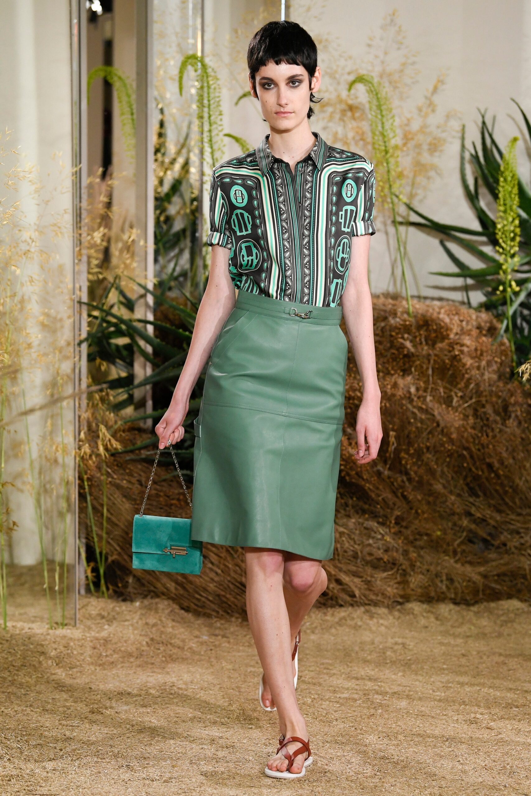 Hermès Resort 19 Look 38