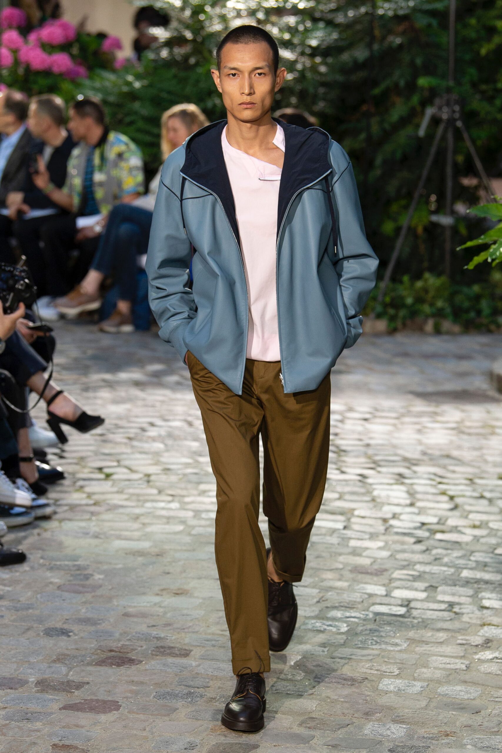Hermès S/S 19 Menswear Look 3