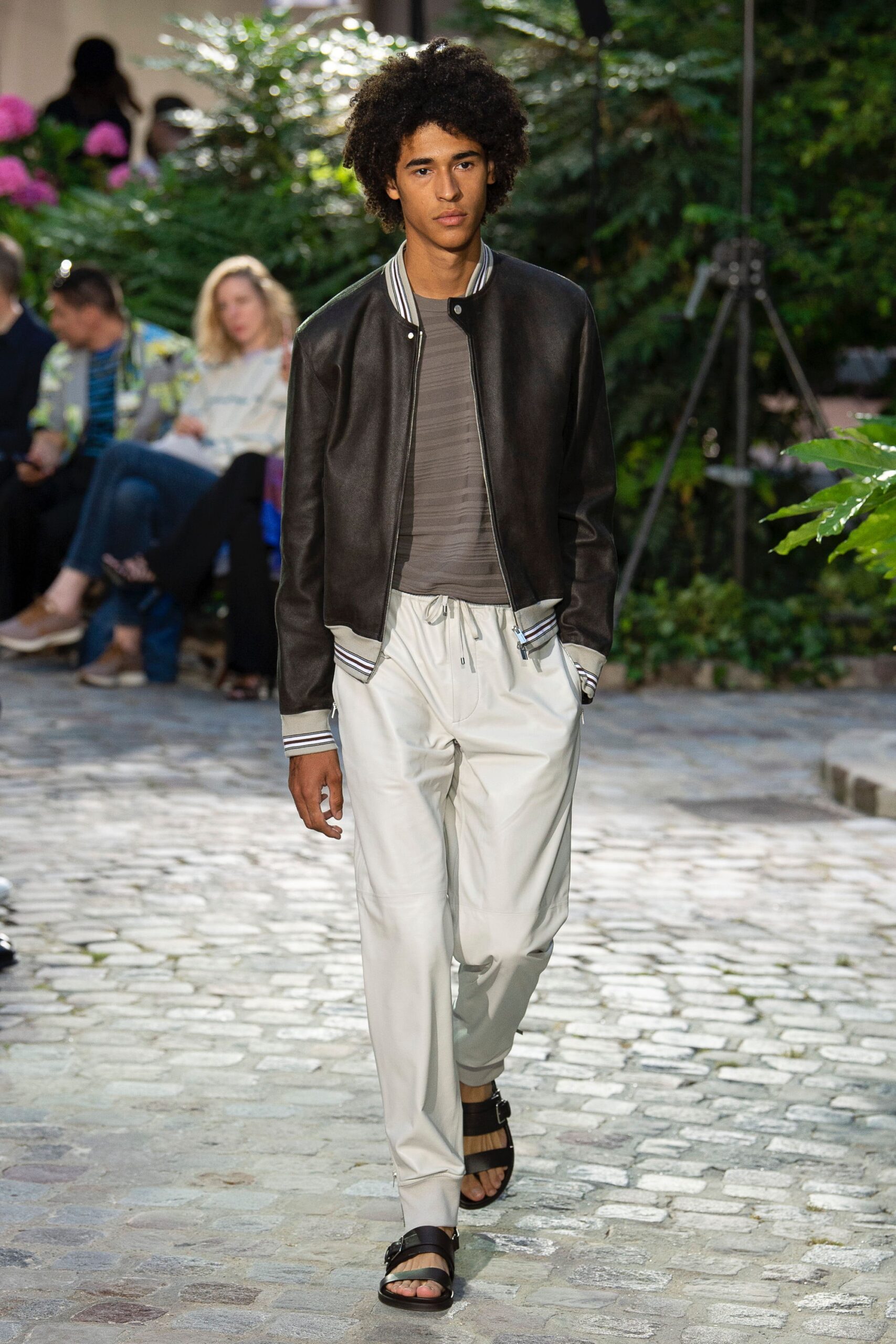 Hermès S/S 19 Menswear Look 12