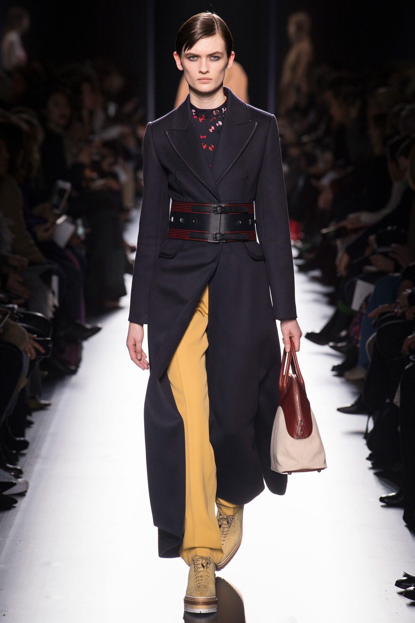 Hermès F/W 17 Look 7