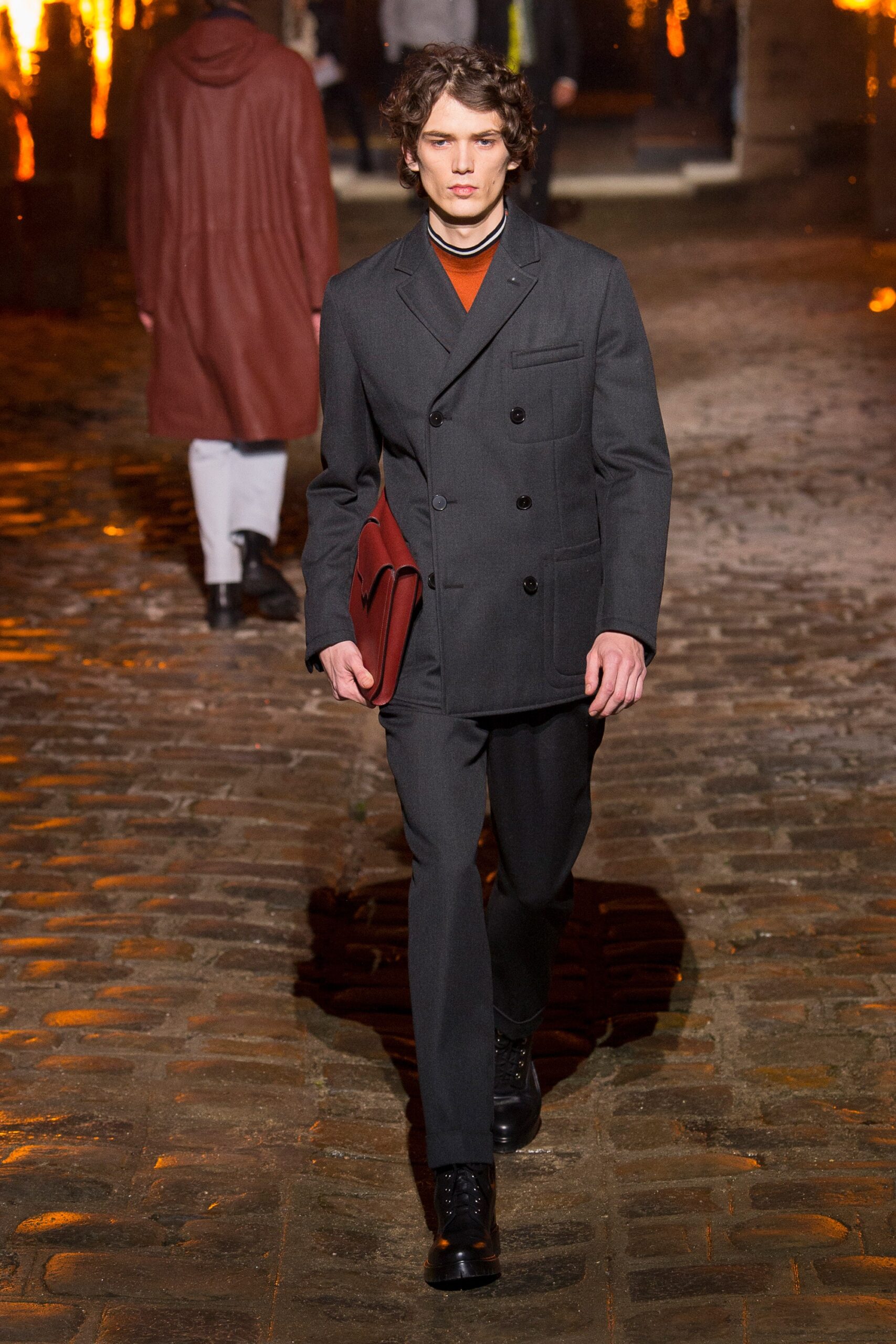 Hermès F/W 18 Menswear Look 3