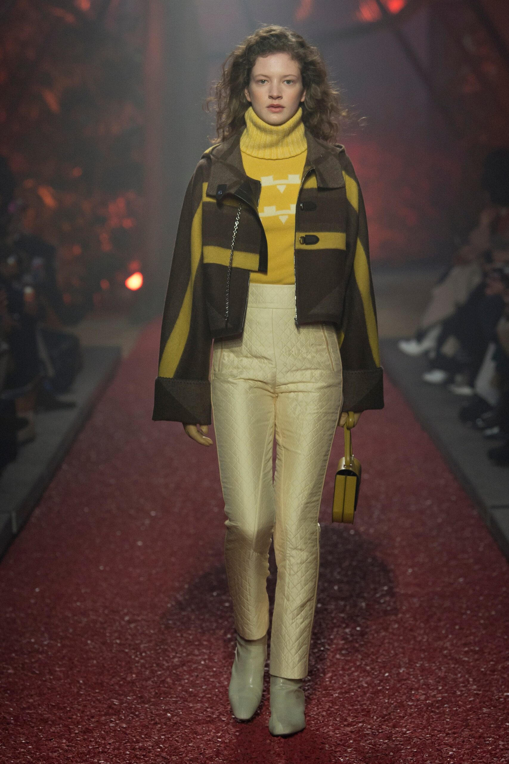 Hermès F/W 18 Look 13