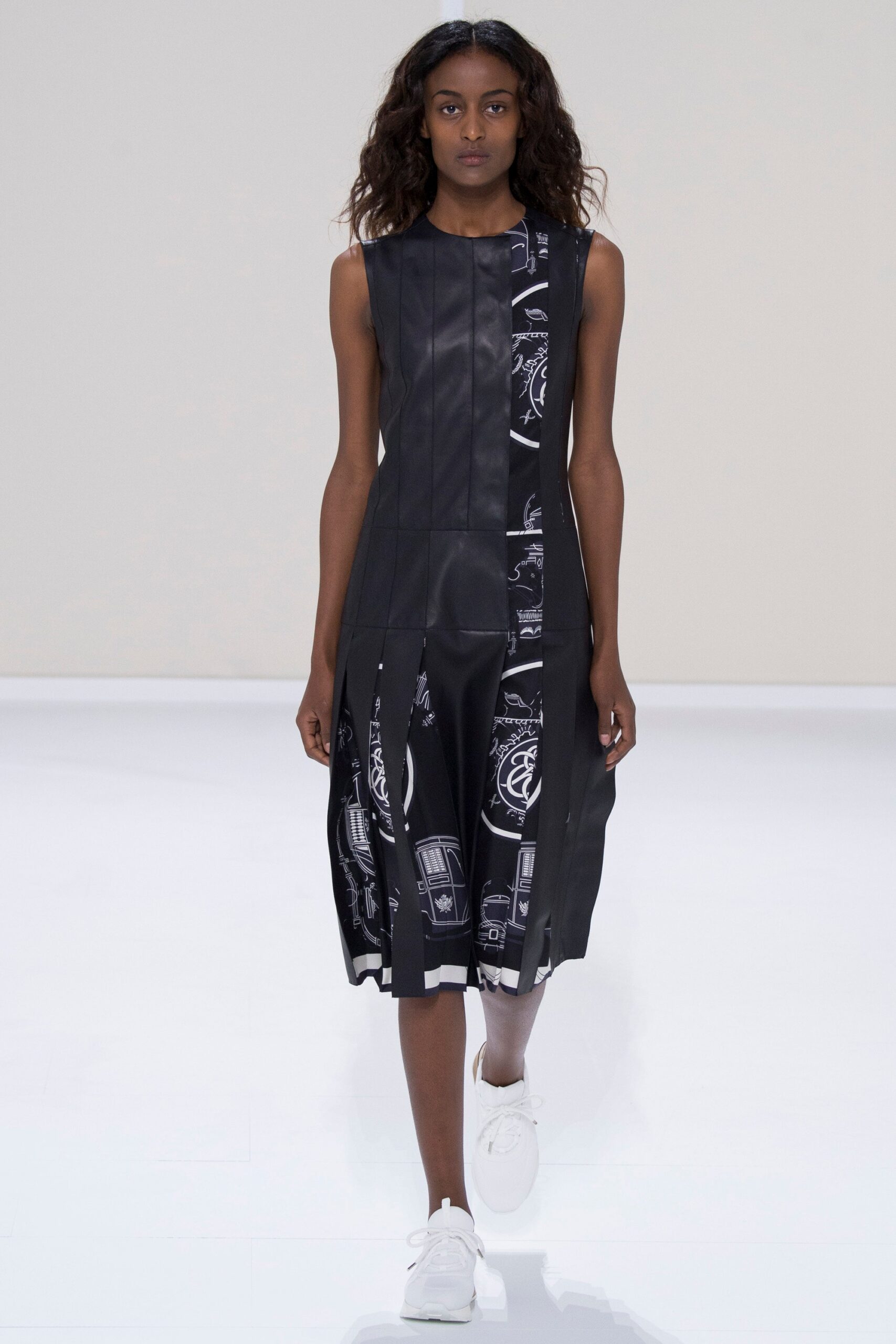 Hermès S/S 16 Look 7