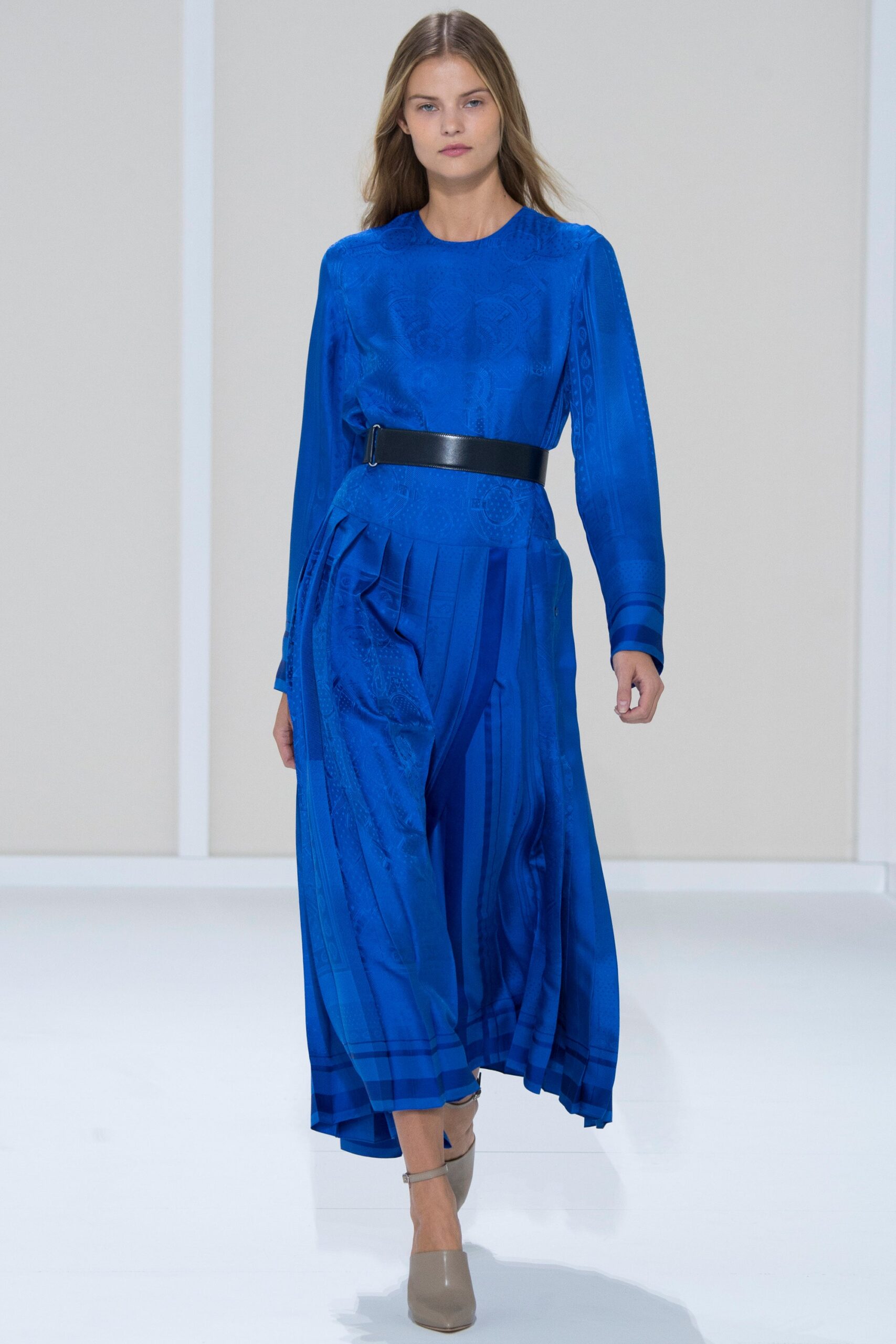 Hermès S/S 16 Look 9