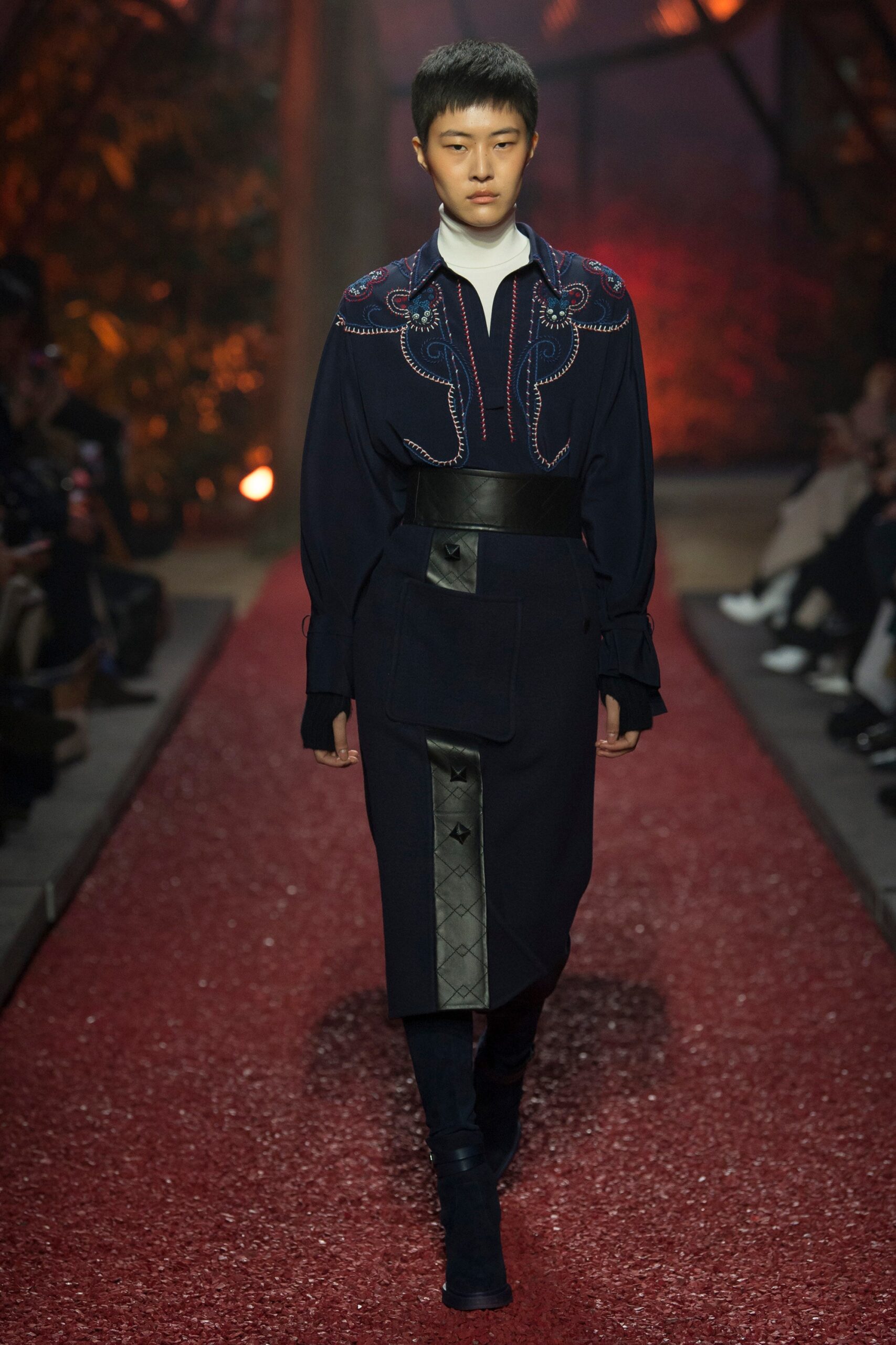 Hermès F/W 18 Look 17