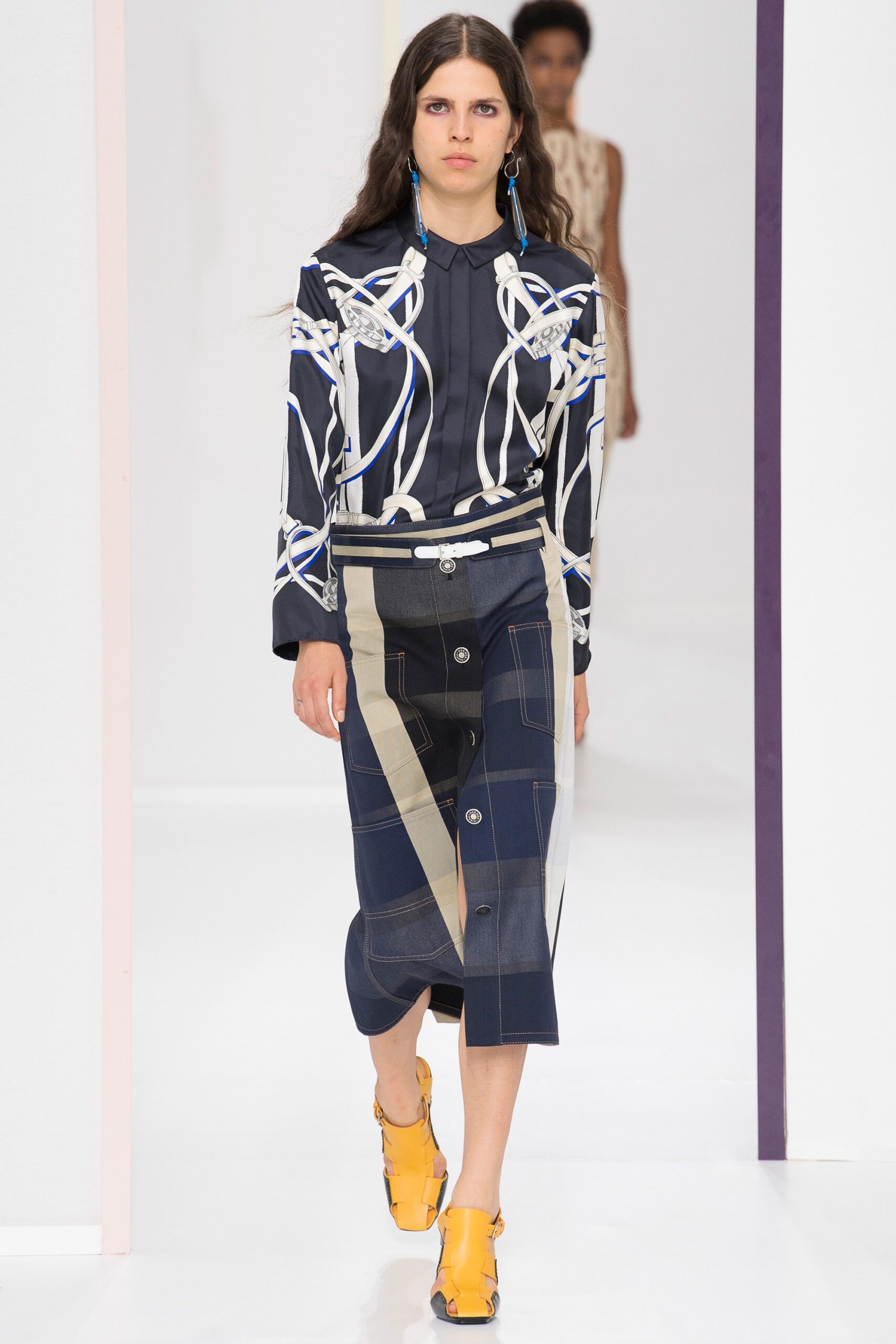 Hermès S/S 18 Look 12