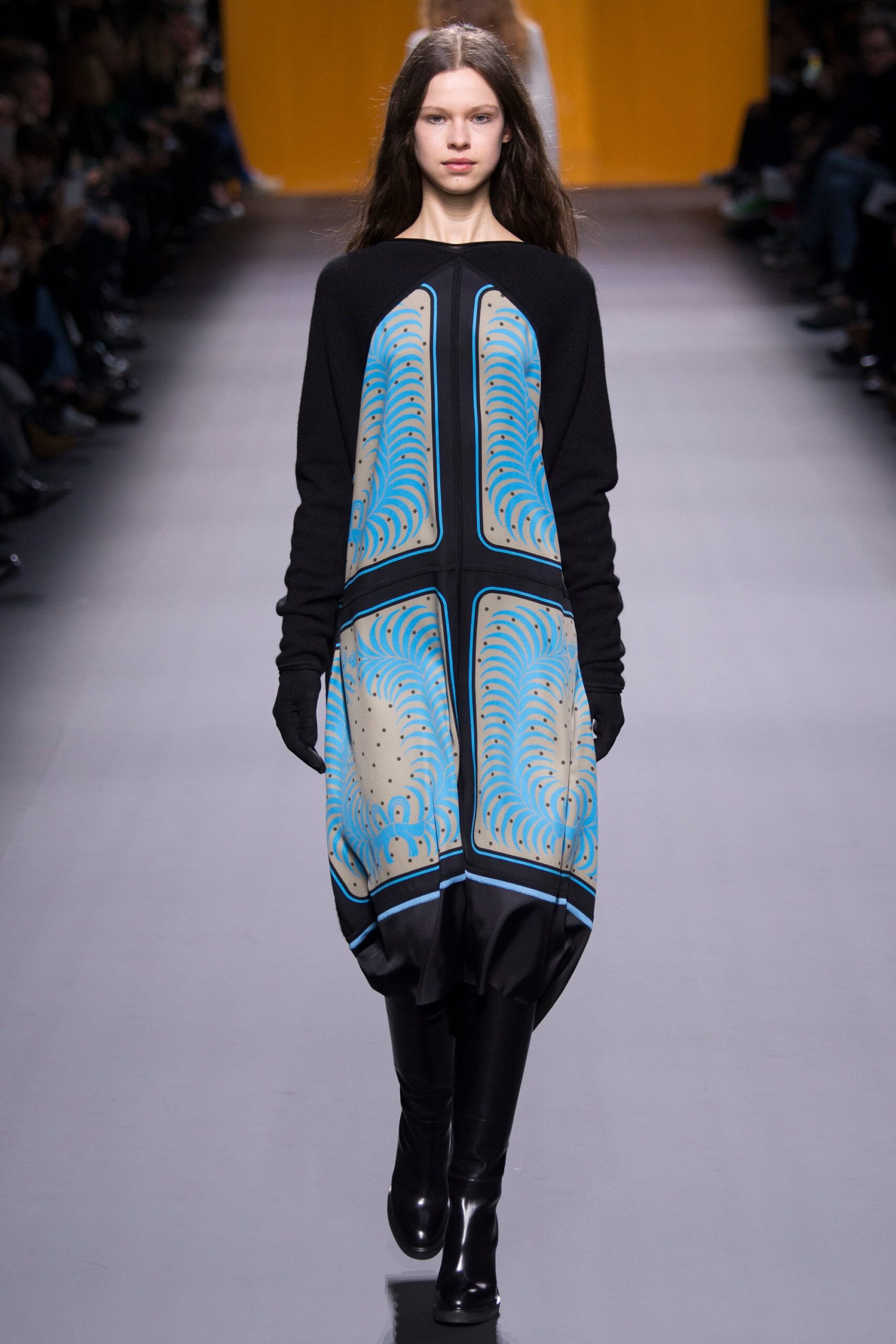 Hermès F/W 16 Look 5